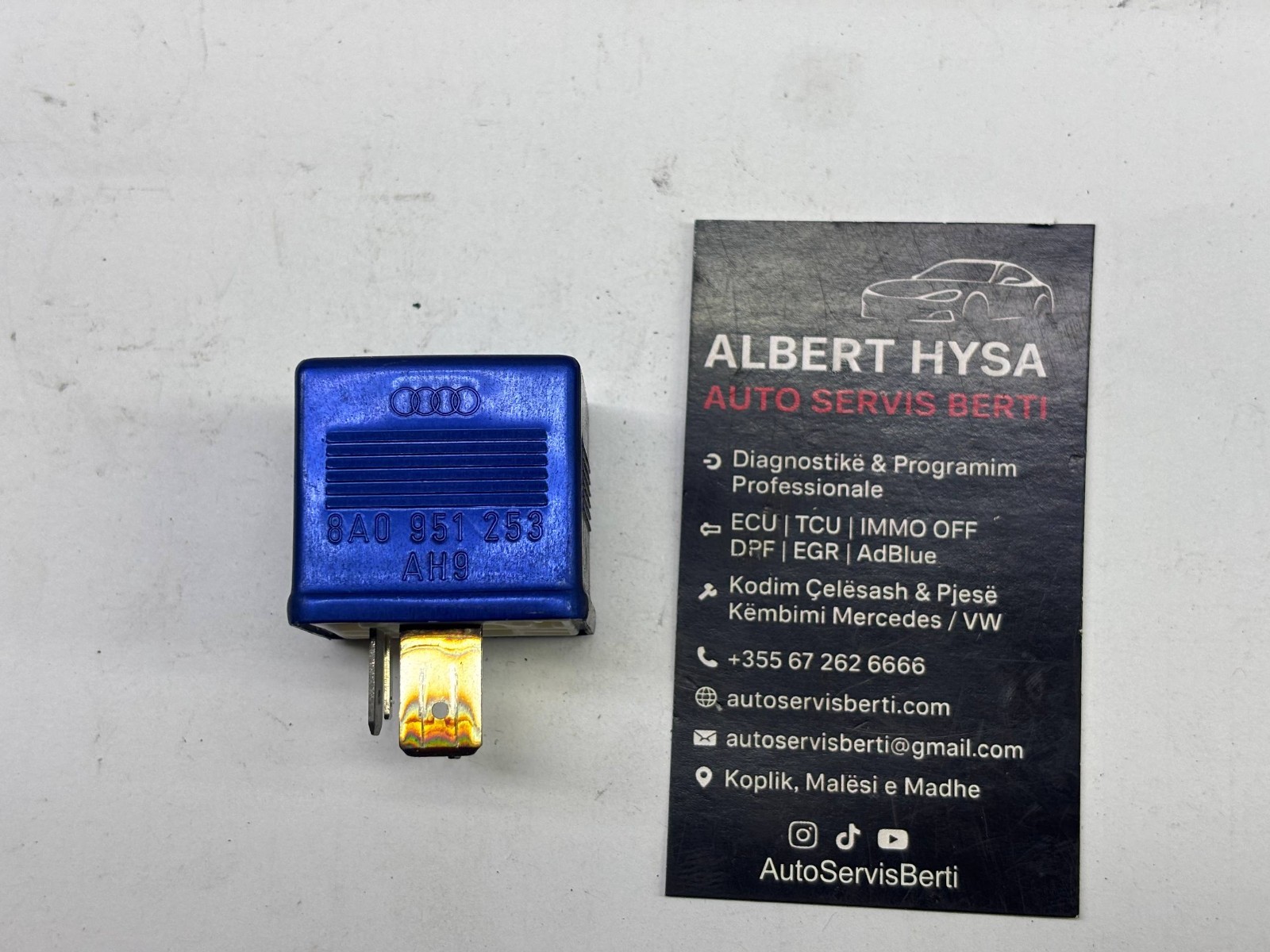 VW Audi Relay 8A0951253 – Electronic Relay Unit