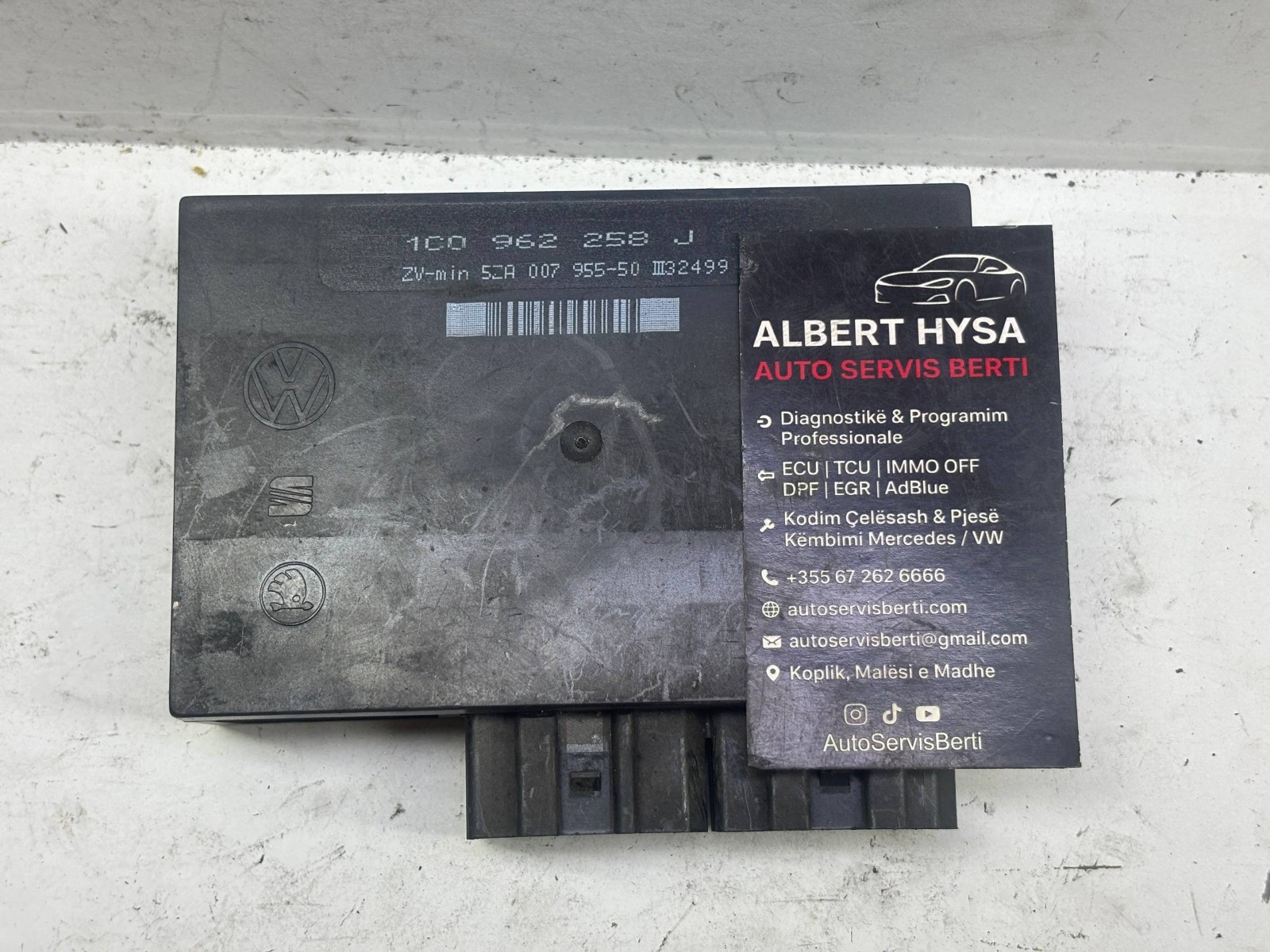 VW Comfort Control Module BCM 1C0962258J Central Convenience Unit
