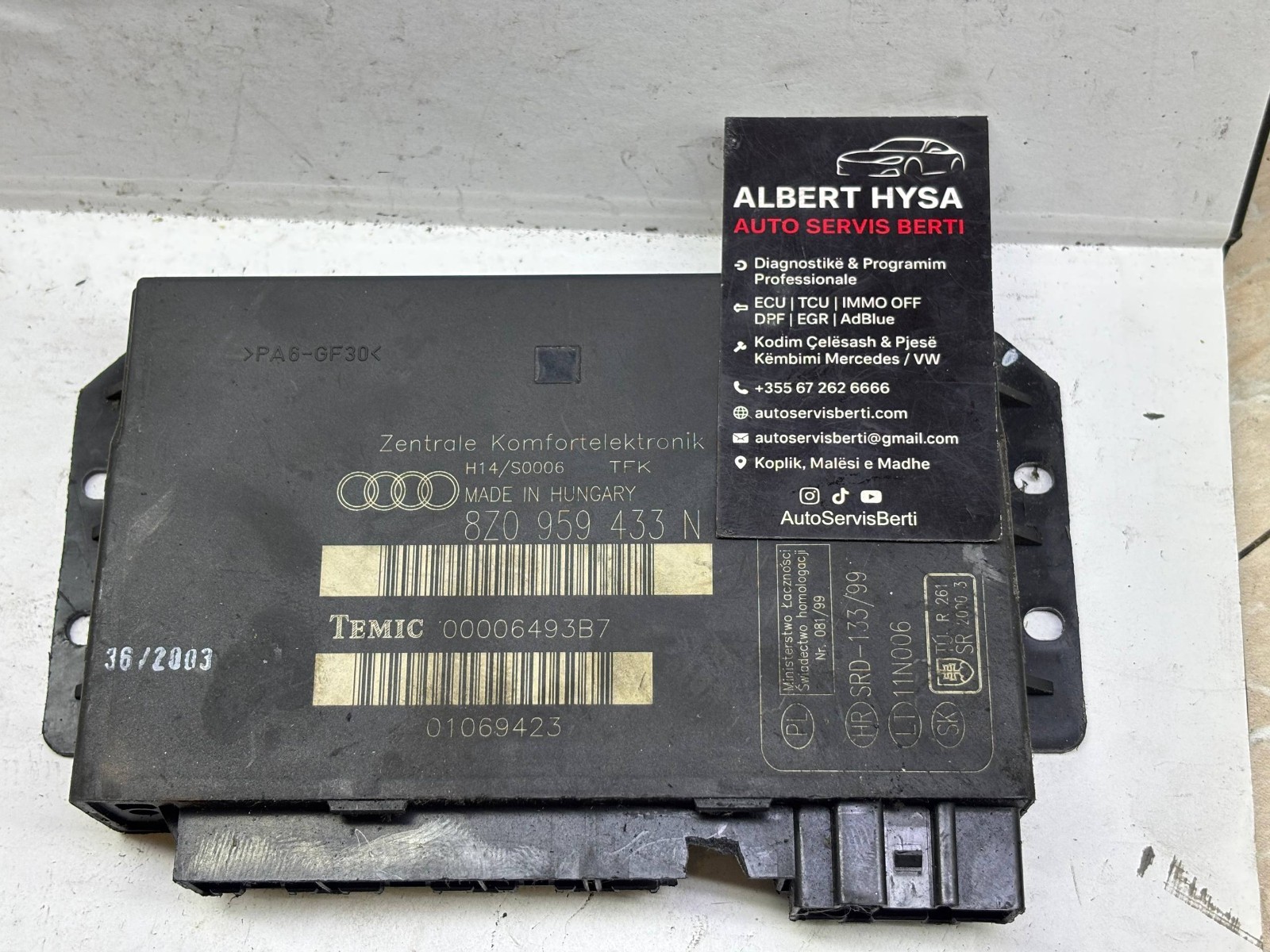 Audi A2 Comfort Control Module BCM 8Z0959433N