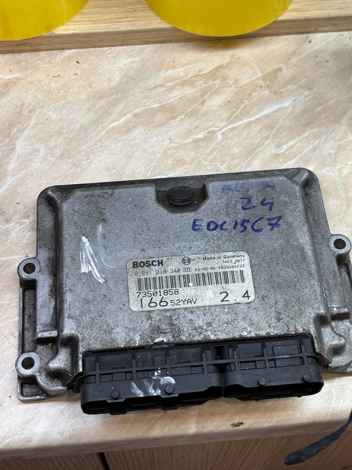 73501858 Bosch Engine ECU EDC15C7 166 52YAV 1.9 0281010340 OEM