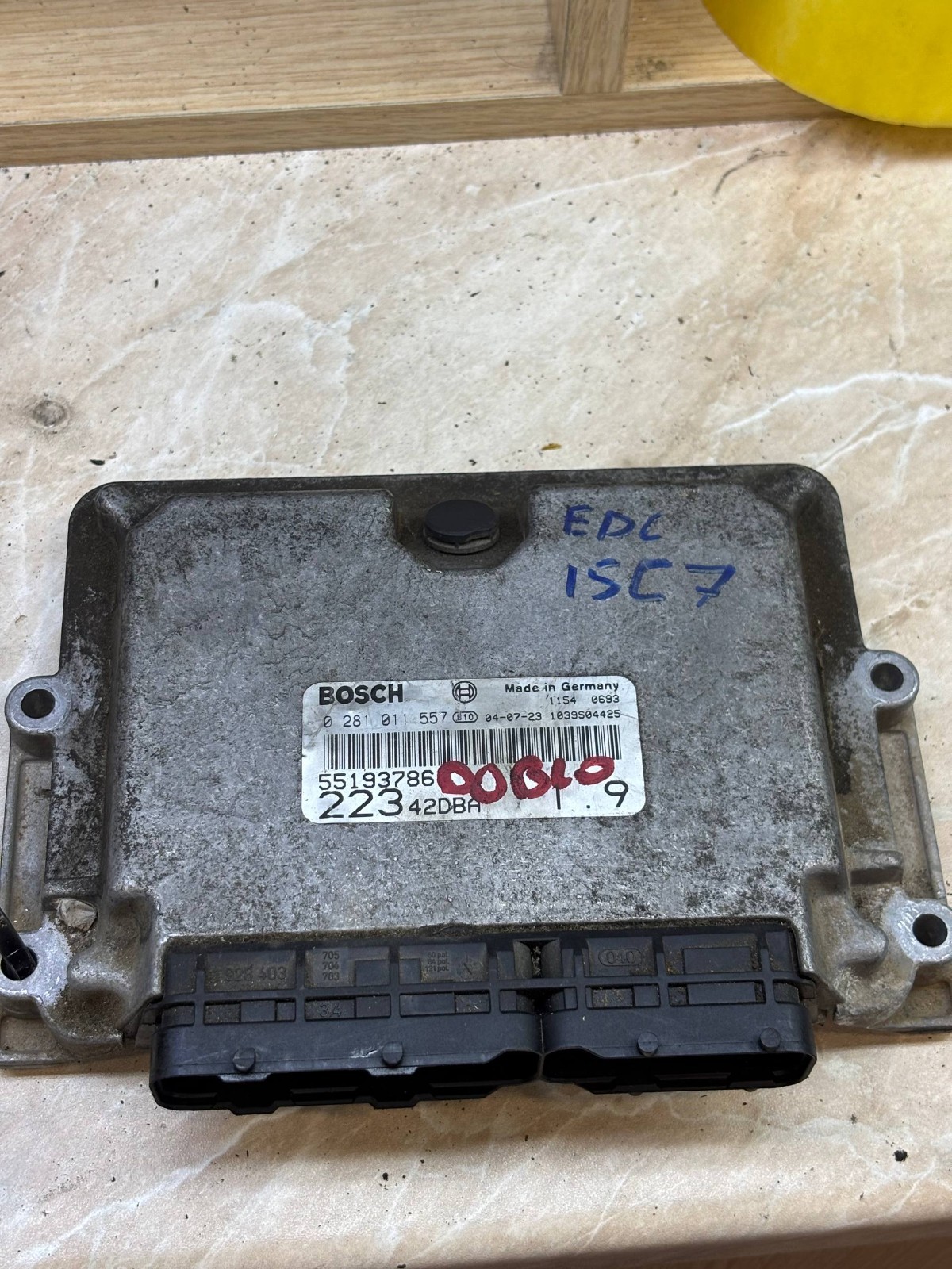 55193786 Bosch Engine ECU EDC15C7 223 42DBA 1.9 0281011557 OEM