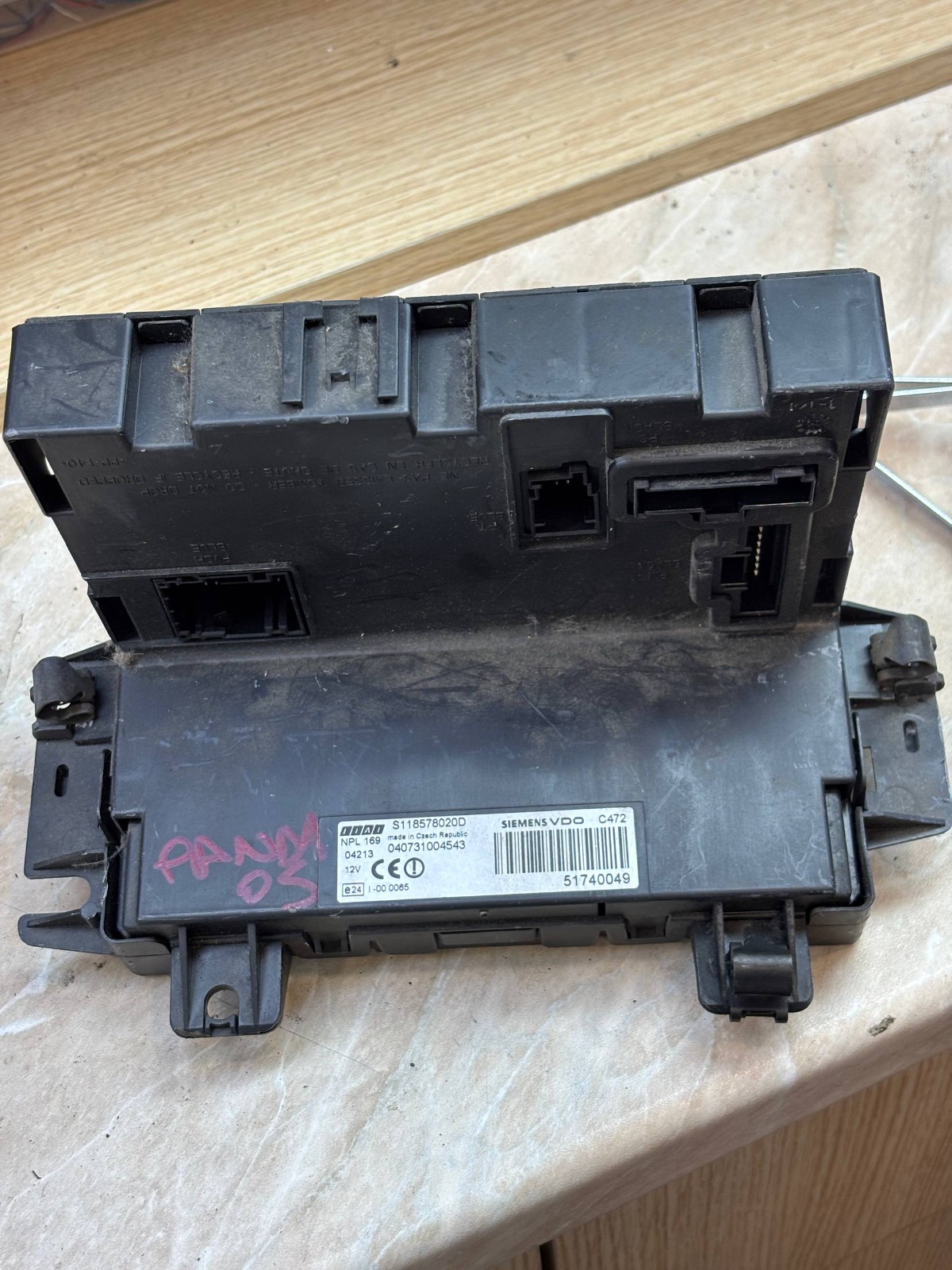 S118578020D Siemens VDO Control Module 51740049 C472 OEM