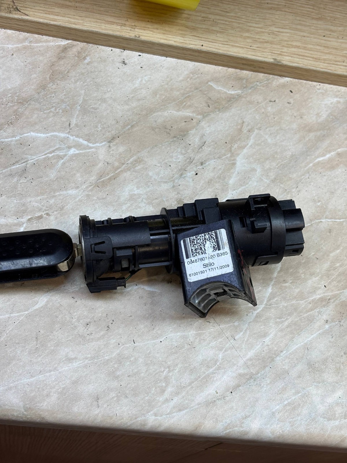 00467601520 B365 STILO EZS Electronic Ignition Switch With Key 61001501 OEM