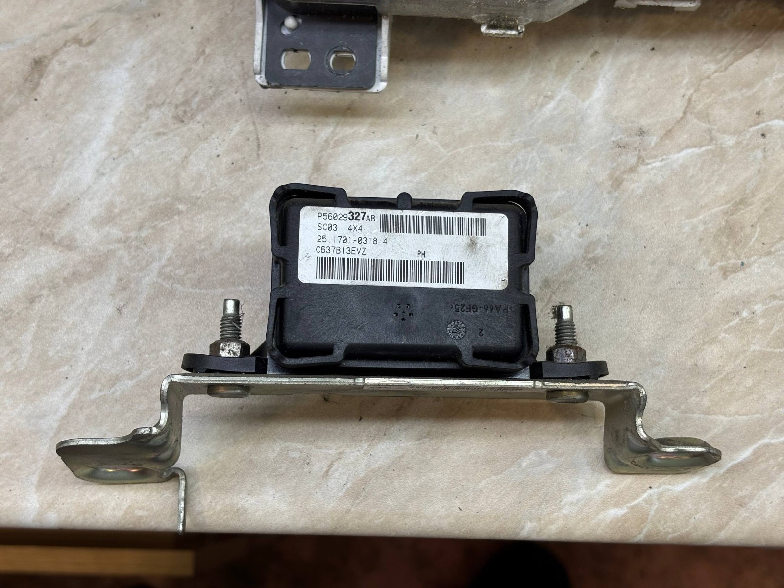 P56029327AB Control Module C637B13EVZ OEM