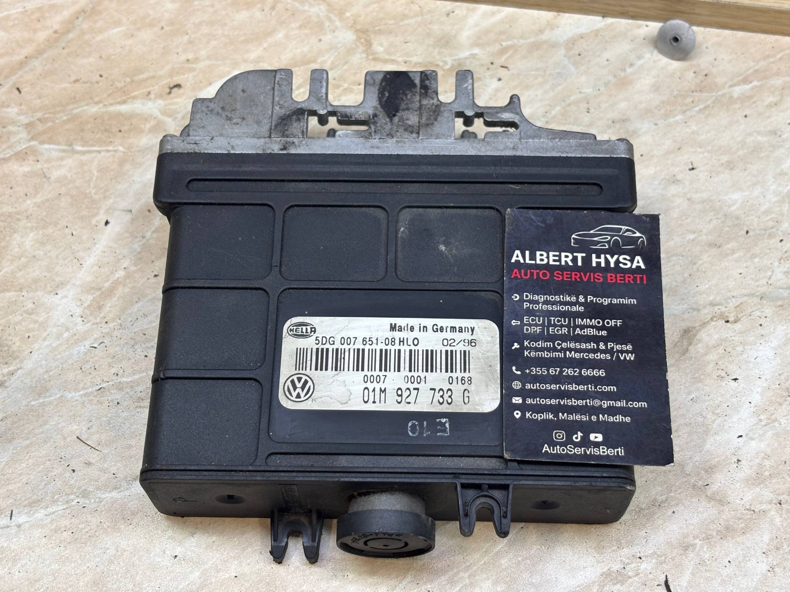 Hella Transmission Control Module 01M927733G 5DG007651-08