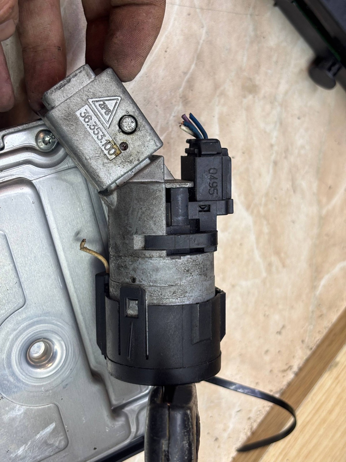 Delphi EZS Ignition Switch With Key 9648445180 36.353.100 OEM