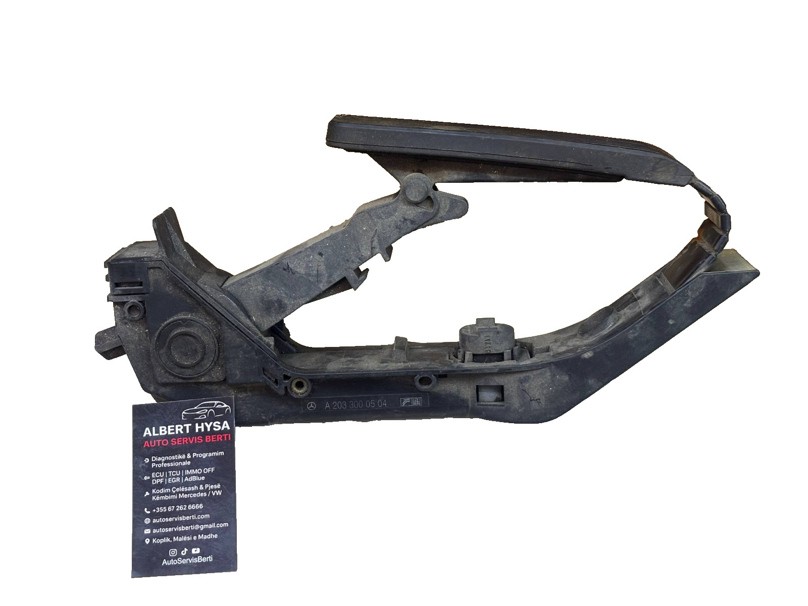 Mercedes-Benz C-Class W203 Accelerator Gas Pedal Assembly OEM A2033000504