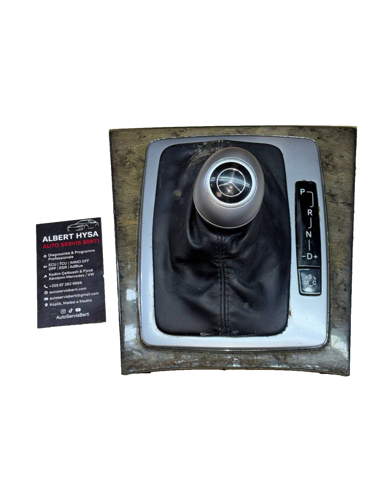 Mercedes-Benz W204 Gear Shift Selector Surround A2046803407