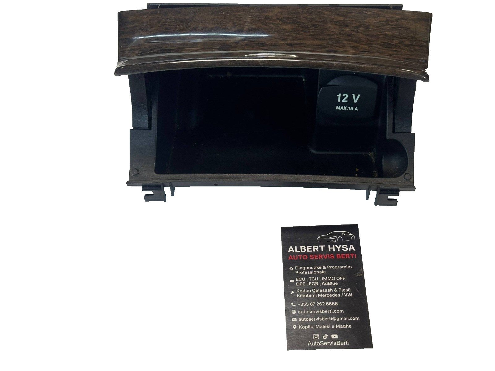 A2116802852 Mercedes W211 Center Console Ashtray Lighter Insert