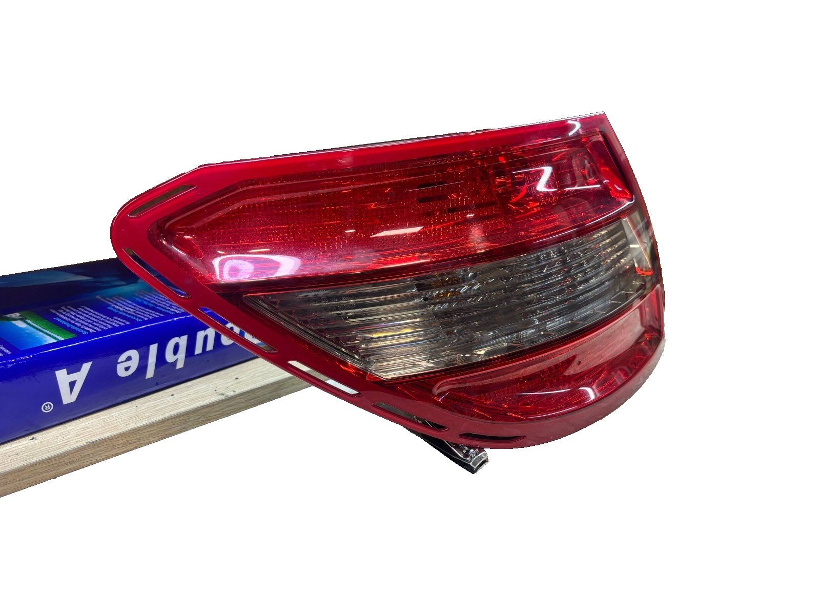 Mercedes W204 C-class Cdi Saloon Rear Light 2048203664 R - RIGHT