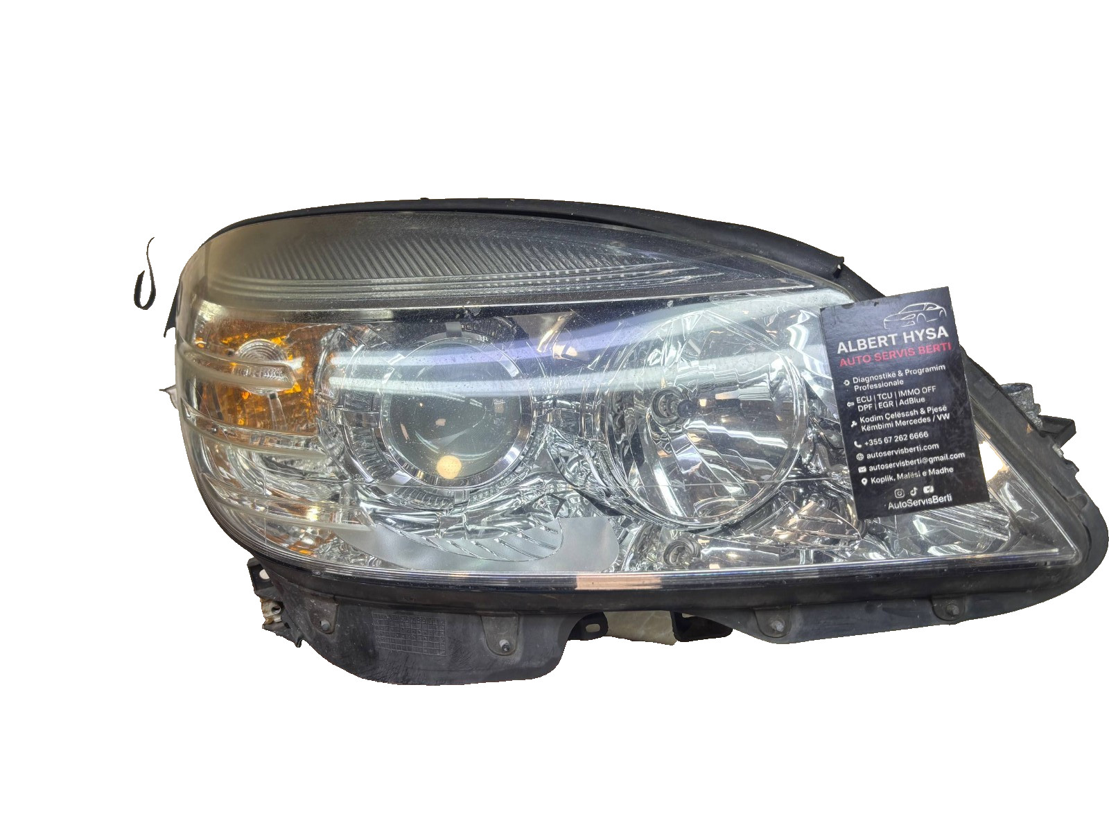 GENUINE MERCEDES C CLASS W204 A2048208661 DRIVER RIGHT HEADLIGHT HEADLAMP