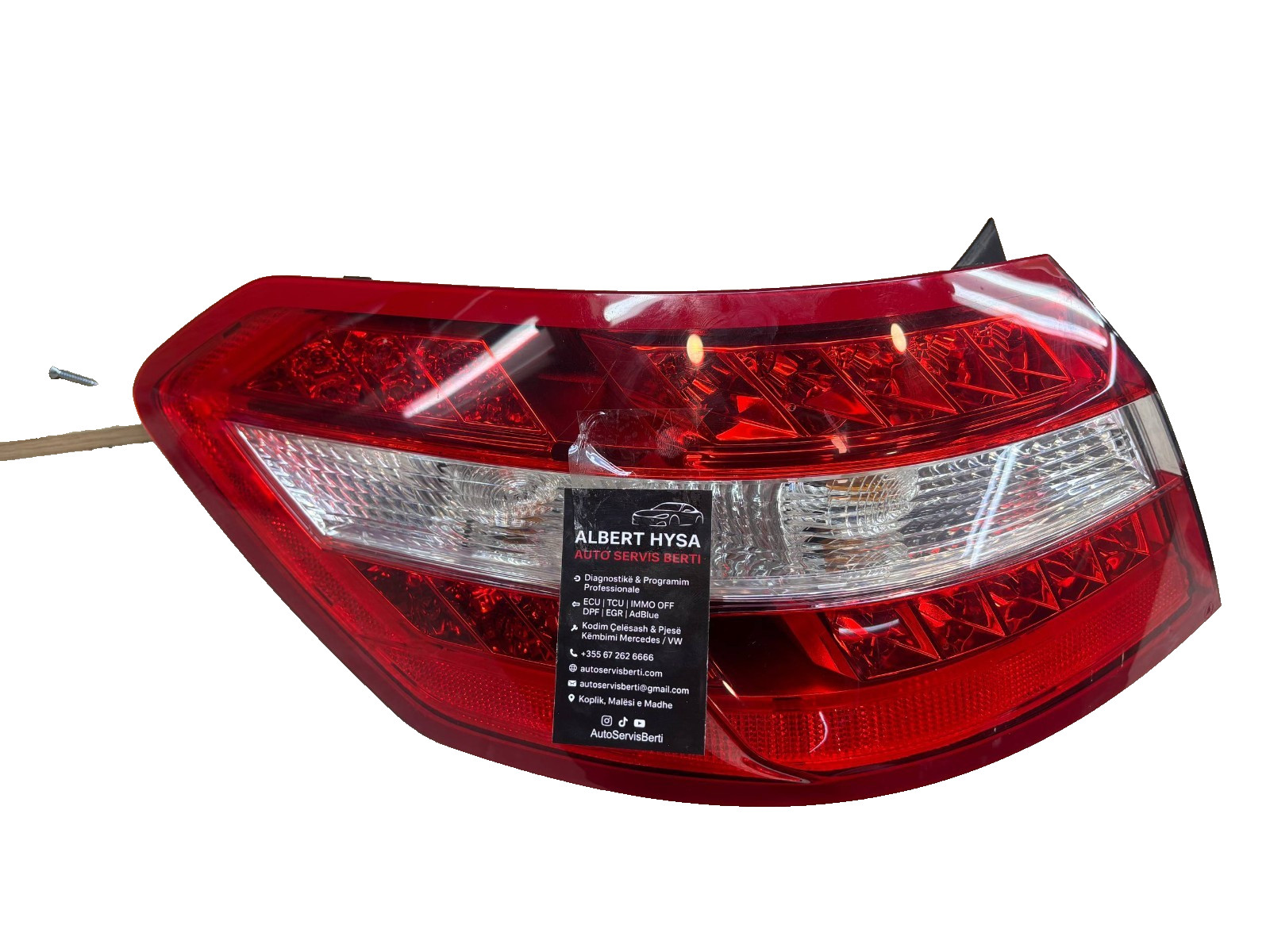 Genuine Mercedes-Benz W212 Tail Light Brake Light Rear Left A2129066601 L