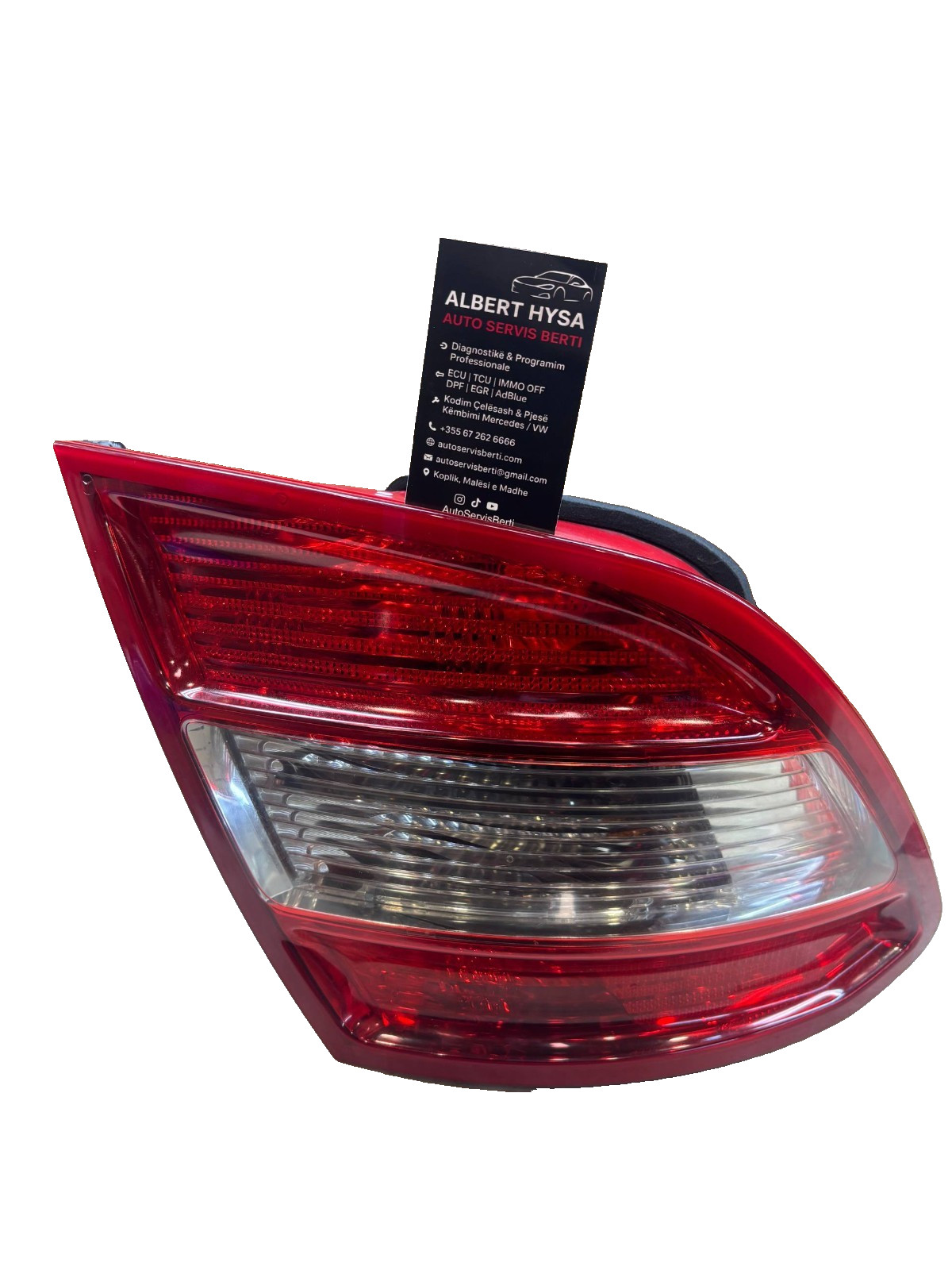 Genuine Mercedes-Benz W204 Tail Light Brake Light Rear Left 2048203564 L