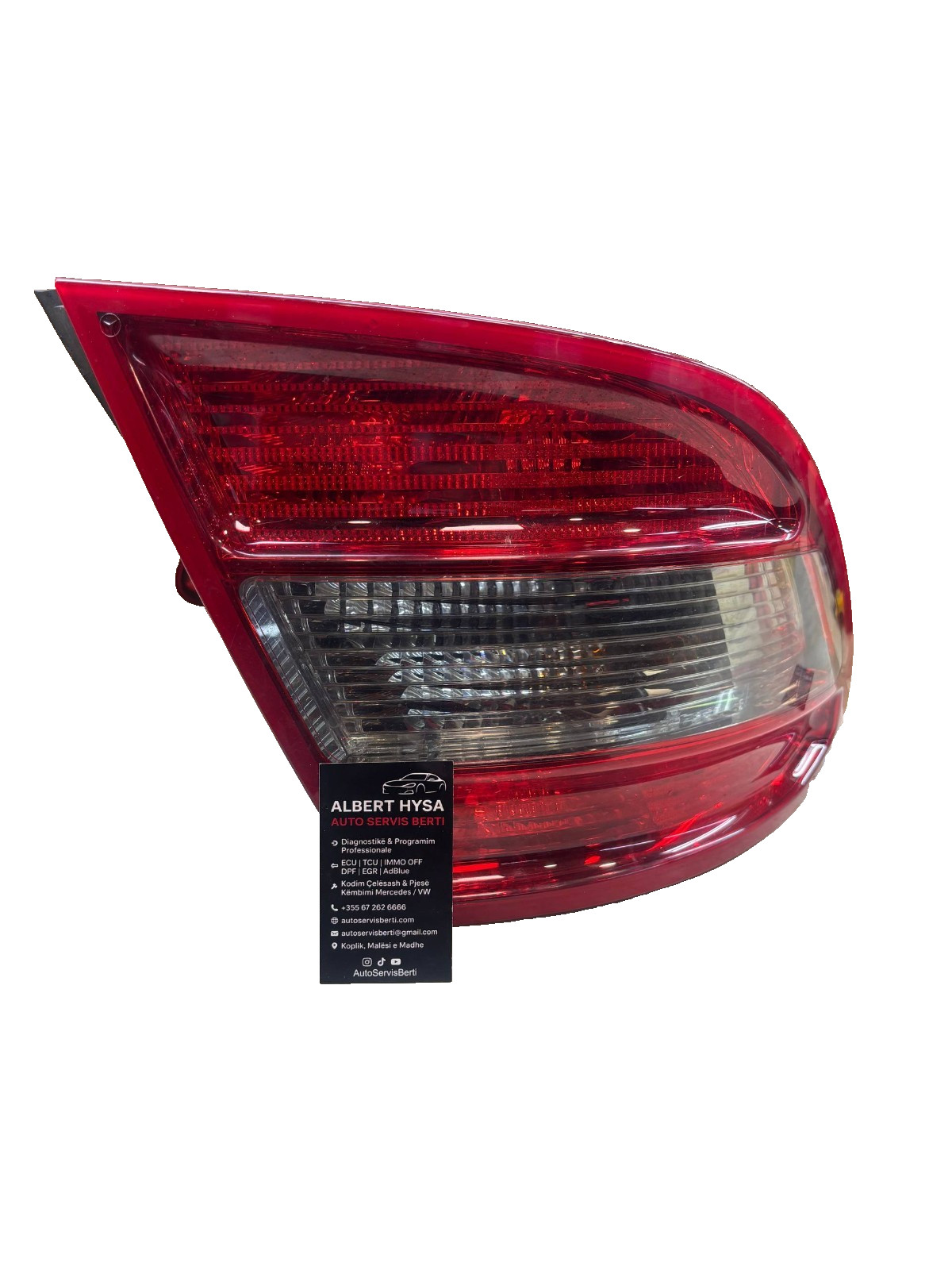 Genuine Mercedes-Benz W204 Tail Light Brake Light Rear Left 2048203764 L