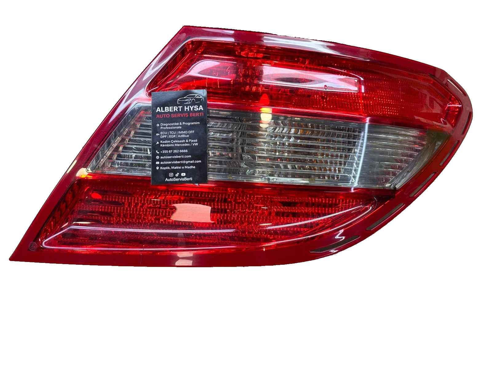 Genuine Mercedes-Benz W204 Tail Light Brake Light Rear Right 2048203064 R