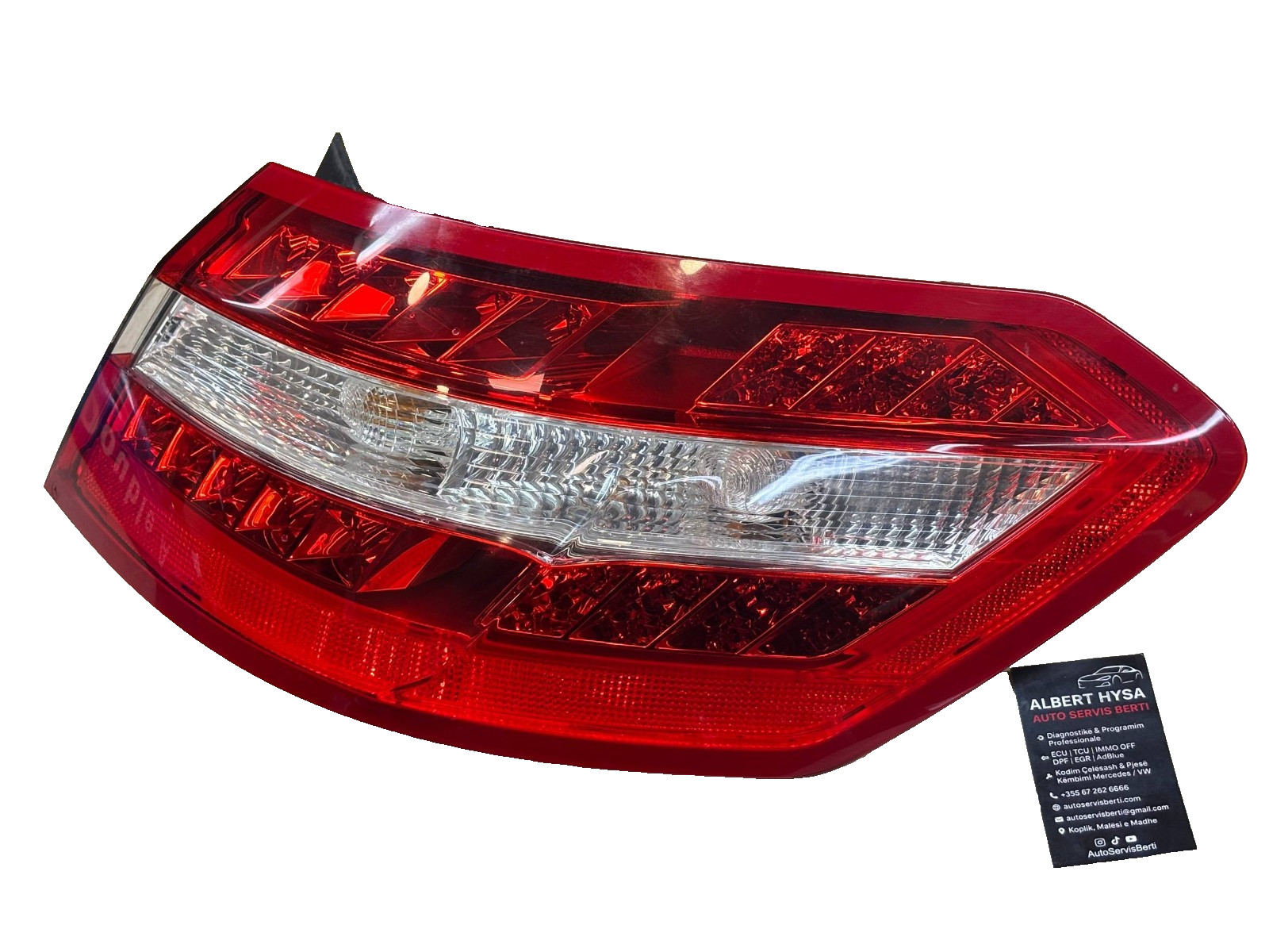 Genuine Mercedes-Benz W212 Tail Light Brake Light Rear Right A2129066701 R