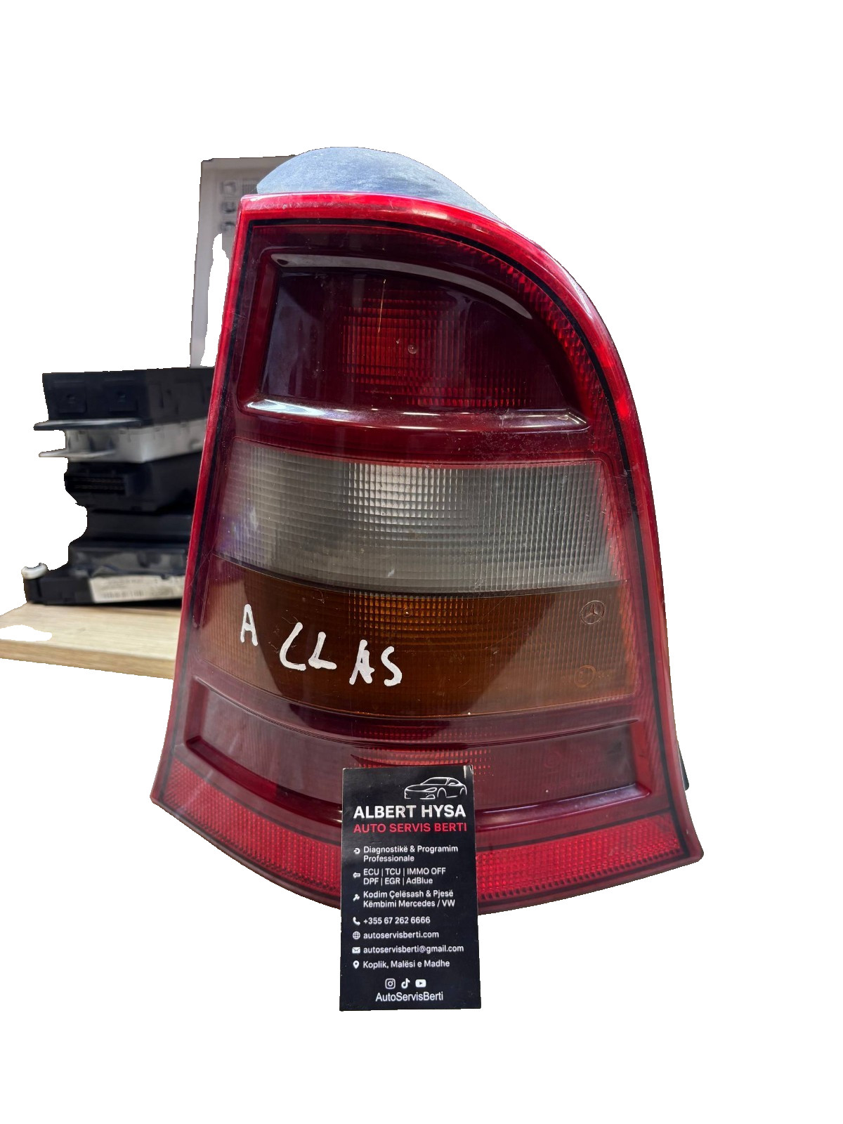 GENUINE MERCEDES BENZ A CLASS W168 REAR LIGHT LEFT SIDE 1688200164L 3310596001