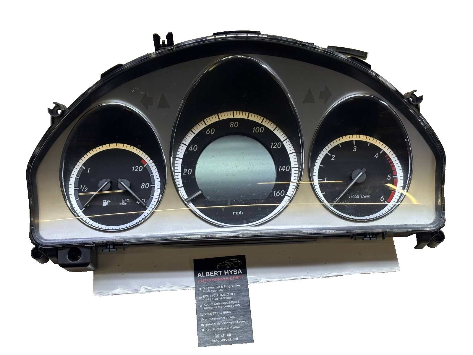 Mercedes-Benz Instrument Cluster Dashboard A2049005000 A2C53305419 OEM