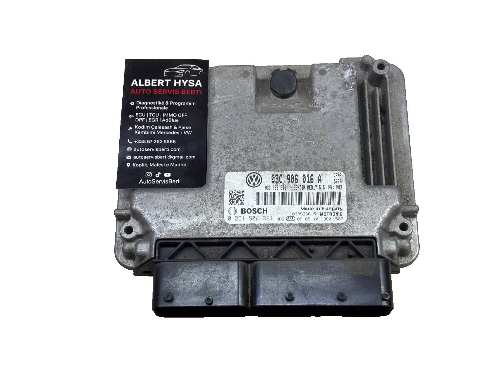 VW BOSCH ECU Engine Control Unit 03C906016A CAXA MED17.5.5 0261S04391