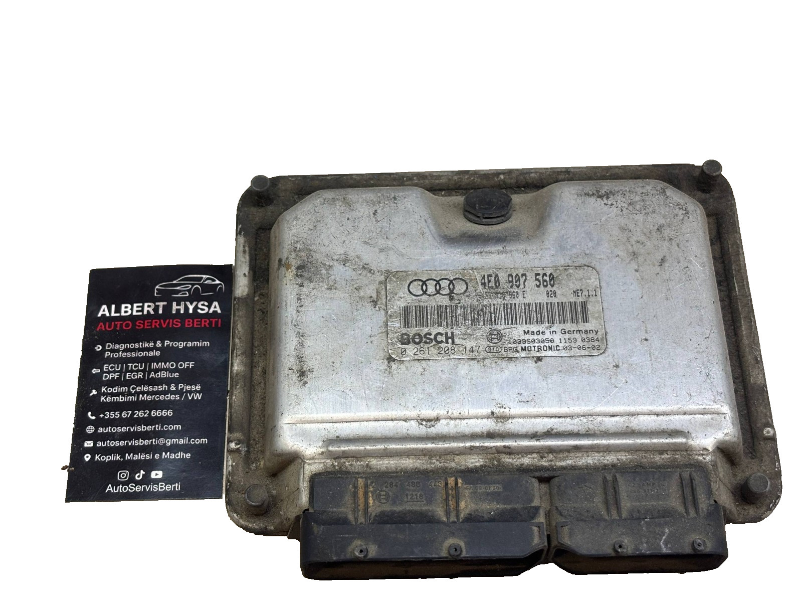 Bosch Engine ECU 4E0907560 / 4E0910560E ME7.1.1 0261208147