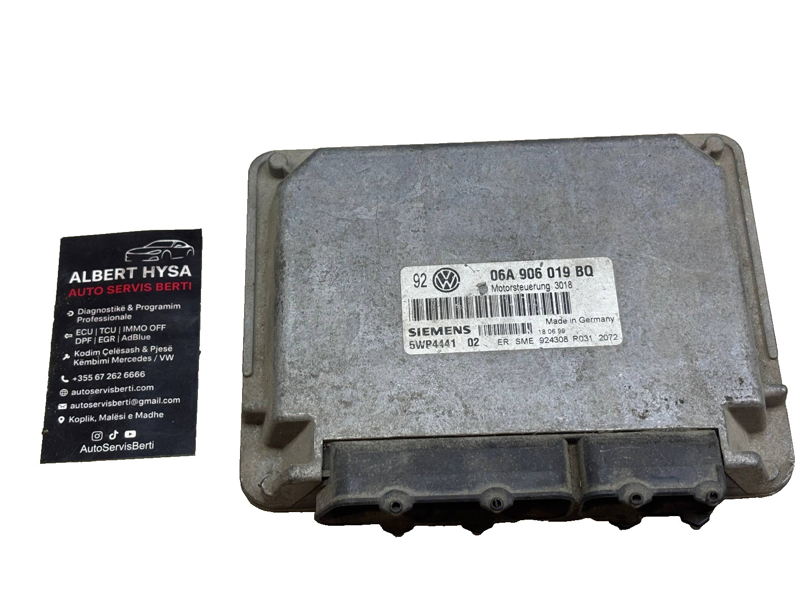 Siemens Engine ECU 06A906019BQ 5WP4441 02