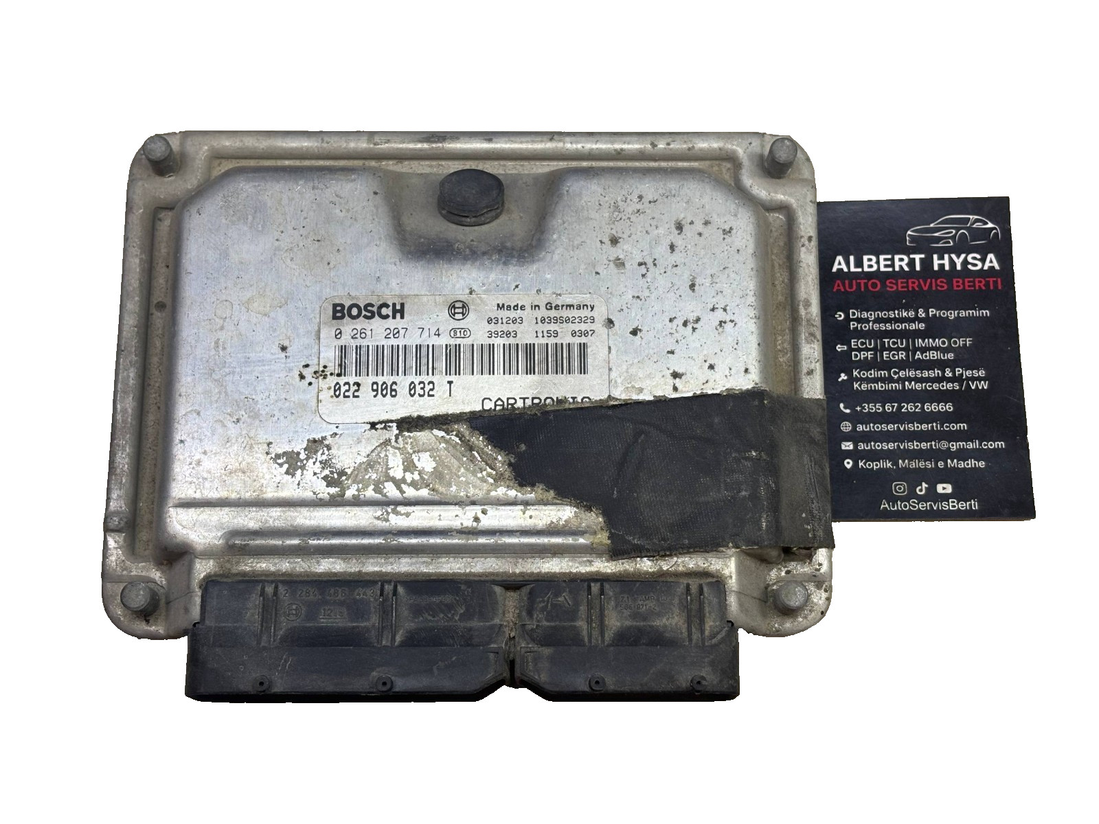 Bosch Engine ECU 022906032T ME7.1.1 0261207714