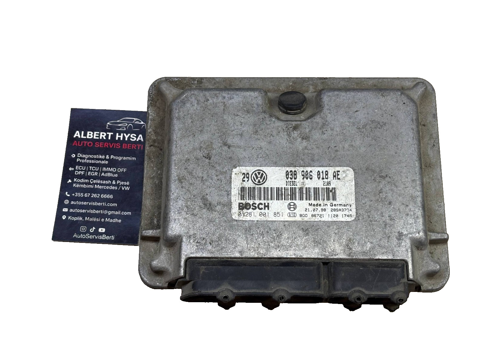 Bosch Engine ECU 038906018AE EDC15V 0281001851