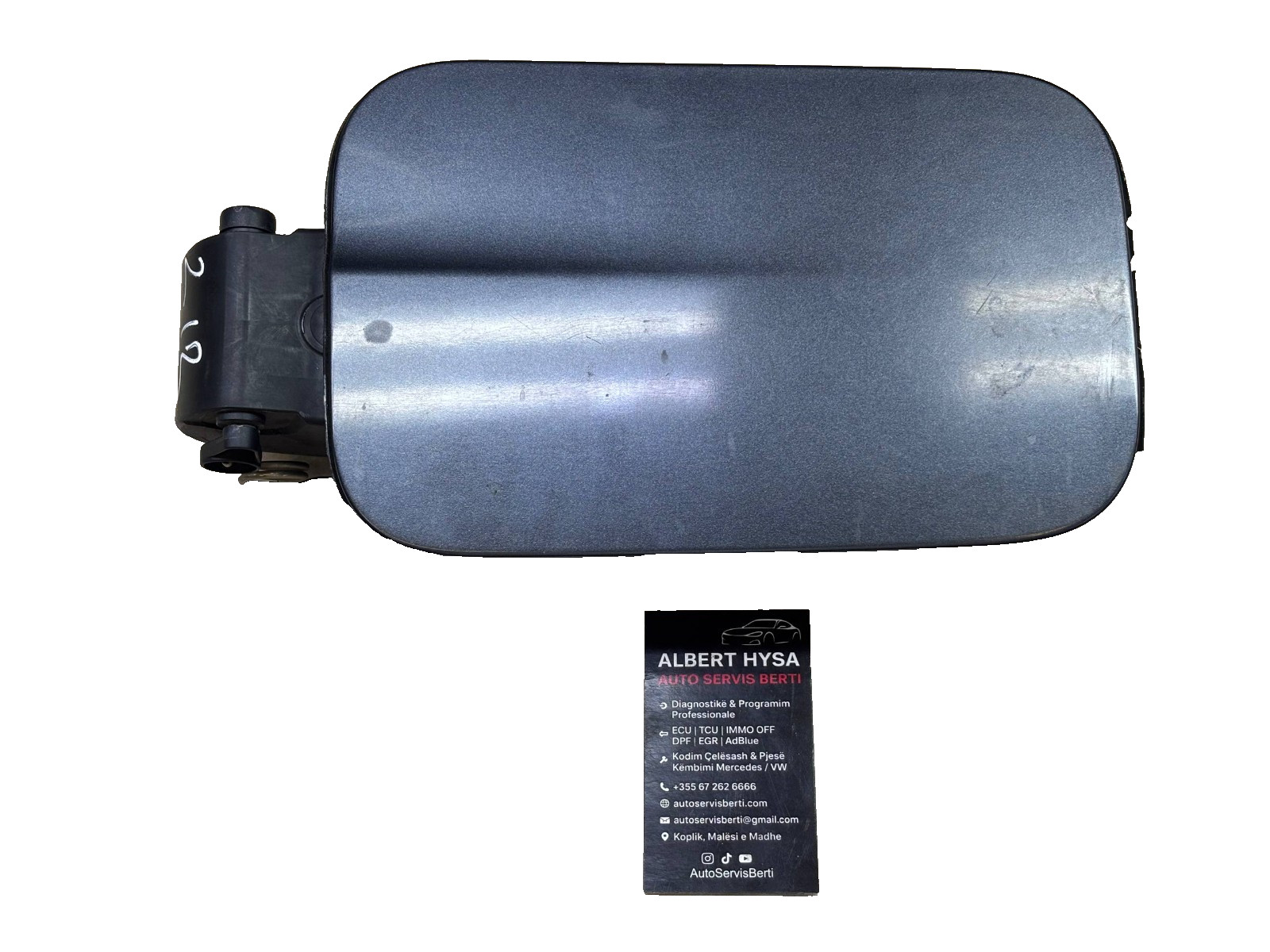 Mercedes W212 Fuel Flap Cover A2126300067 A0005846517 C755 Diesel