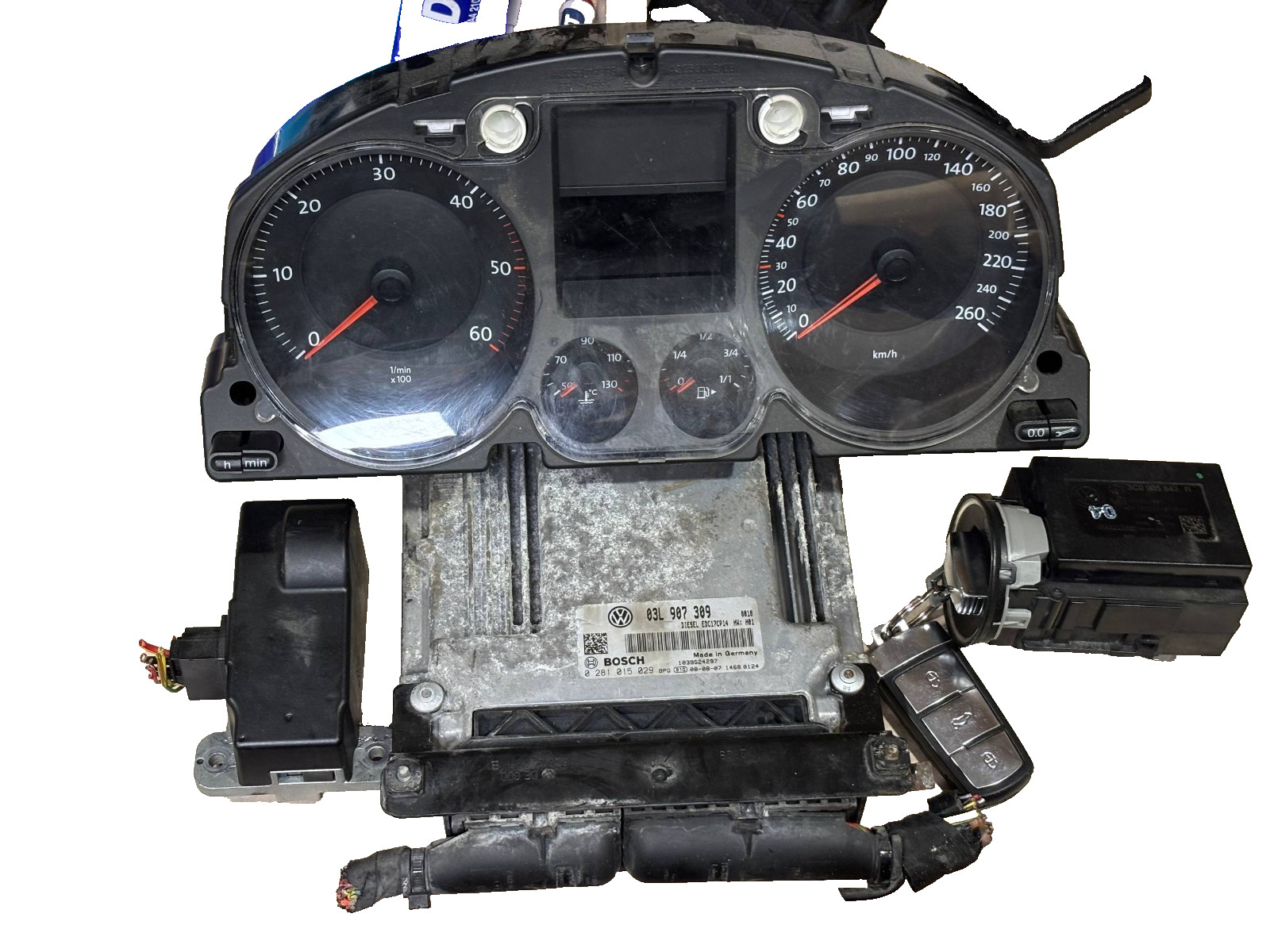VW Passat B6 Immobilizer Kit ECU 03L907309 Cluster 3C0920853J Key EZS 3C0905843R