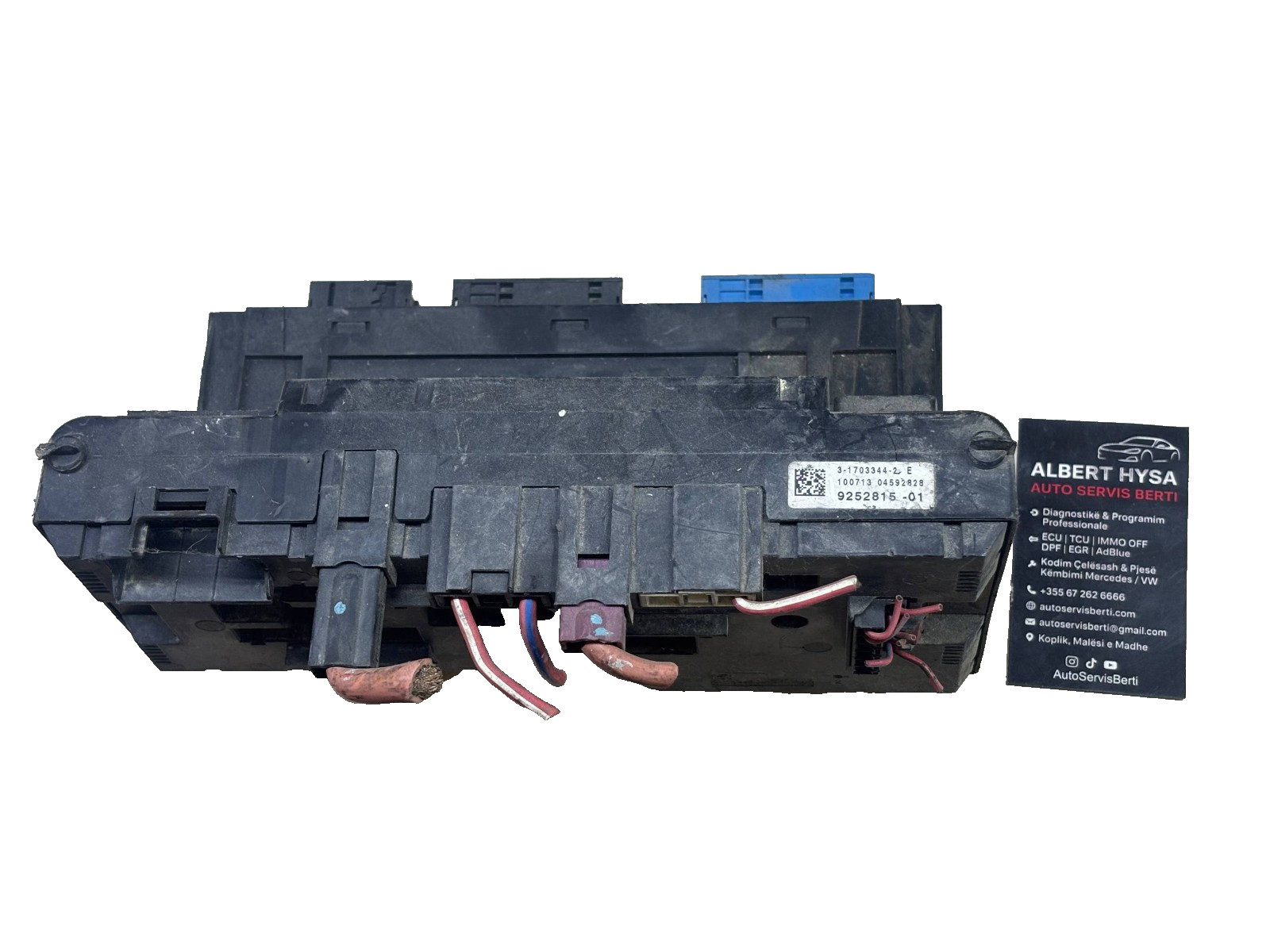 BMW FUSE BOX 3-1703344-2 E 9252815-01 100713 04592828