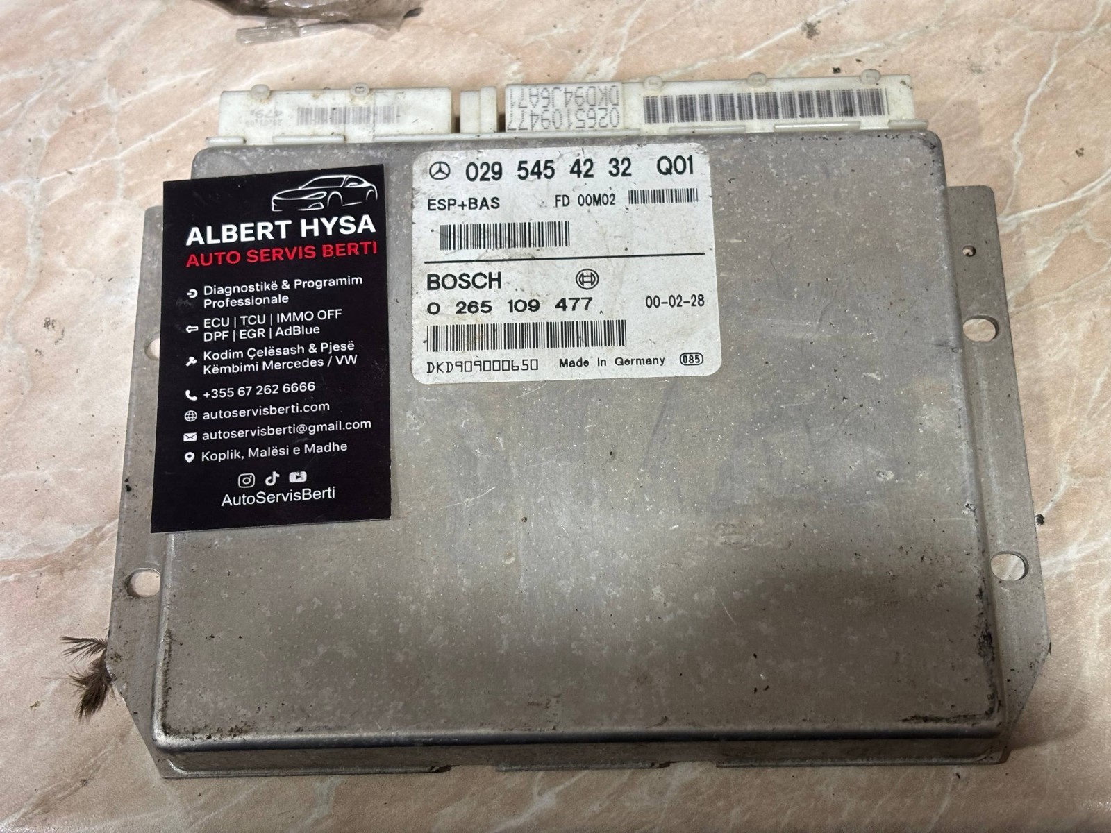 Mercedes Electronic Control Module BOSCH 0295454232 0265109477