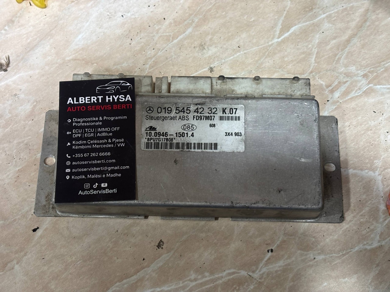 Mercedes Electronic Control Module 0195454232