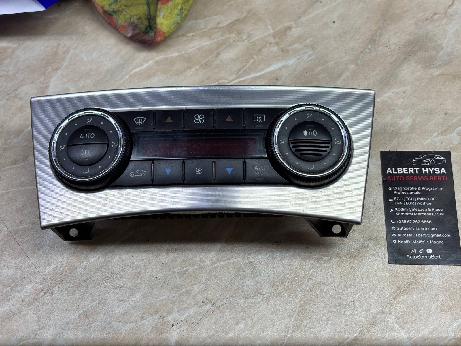 Mercedes W203 Climate Control Panel A2038303685 AC Heater Unit Bosch W209