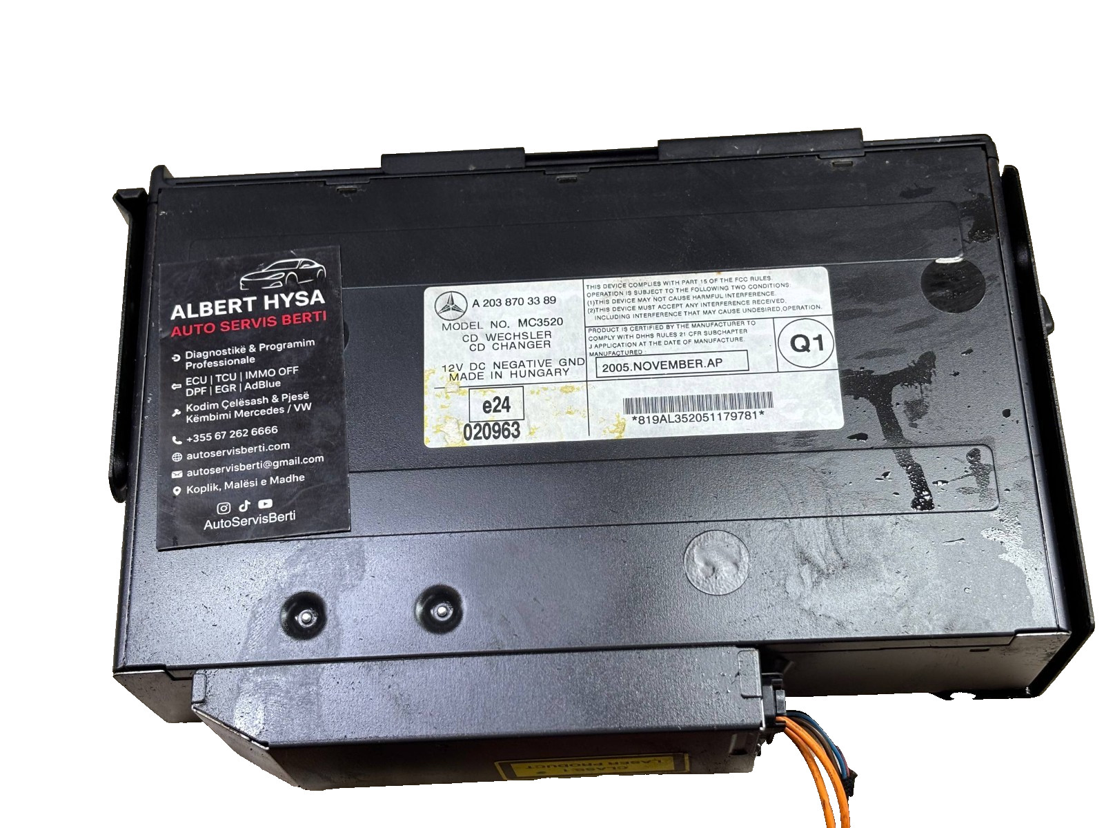 Mercedes CD Changer A2038703389 MC3520 6 Disc Audio Unit W203 W209 W211