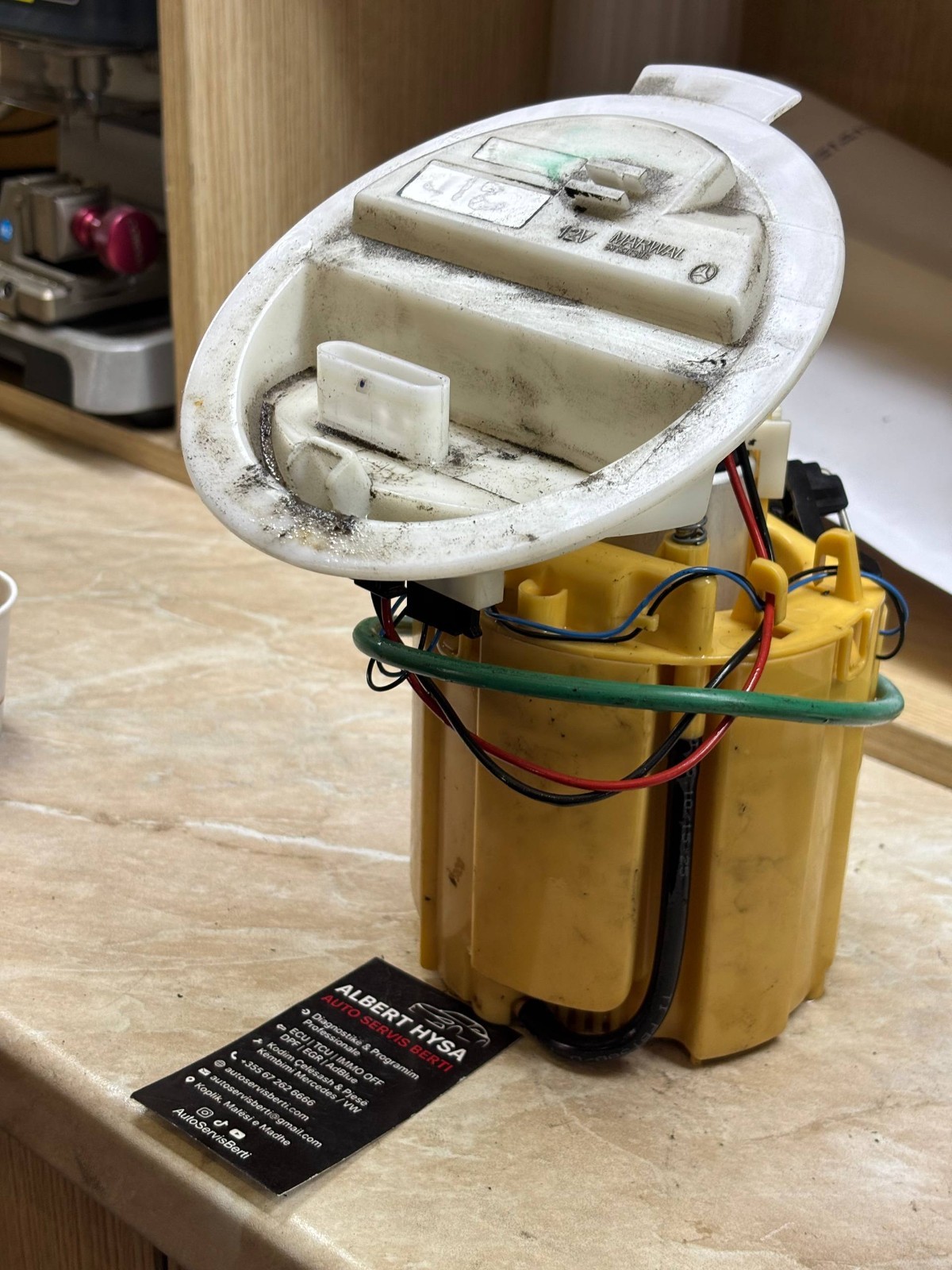 Mercedes W211 Fuel Pump Sender Unit Marwal 12V OEM E-Class