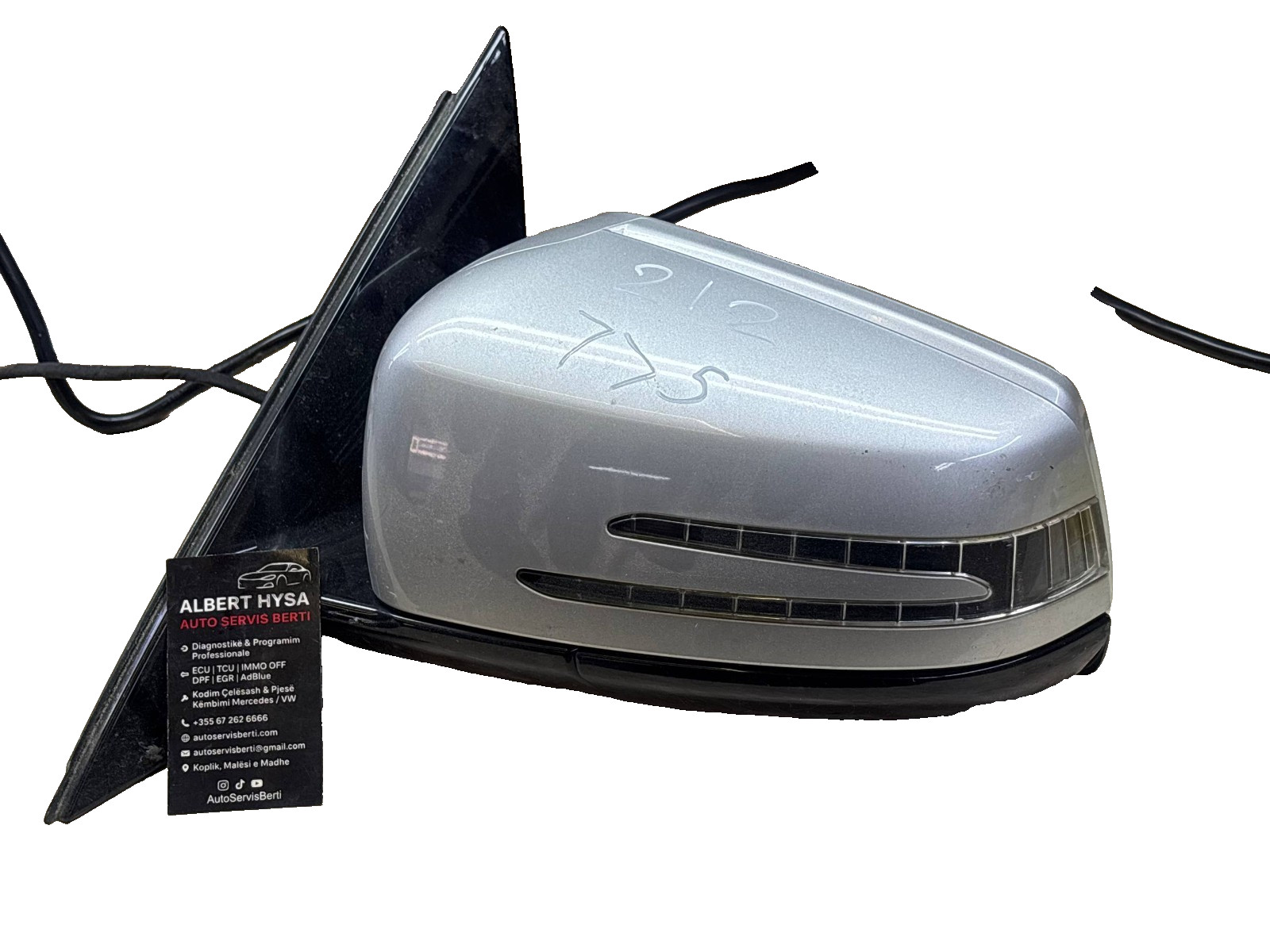 OEM Mercedes-Benz W212 Side Mirror Assembly Silver 775 Turn Signal A3159411
