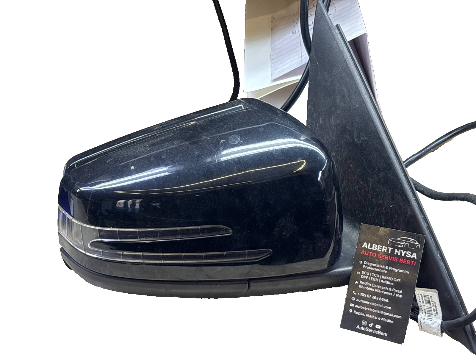 Mercedes-Benz W212 Right Side Mirror Assembly Black Turn Signal A3160442 Genuine