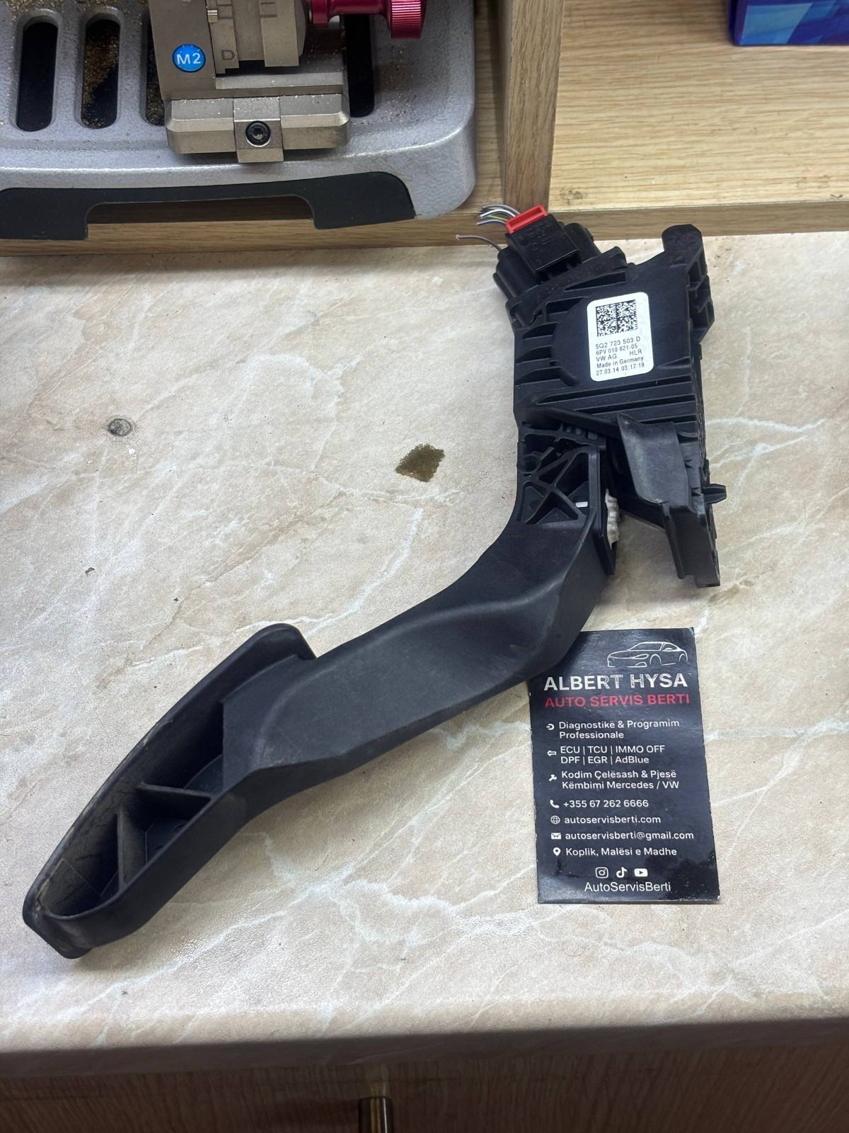 VW Golf 7 Accelerator Gas Pedal Assembly OEM 5Q2723503D 6PV010621-05