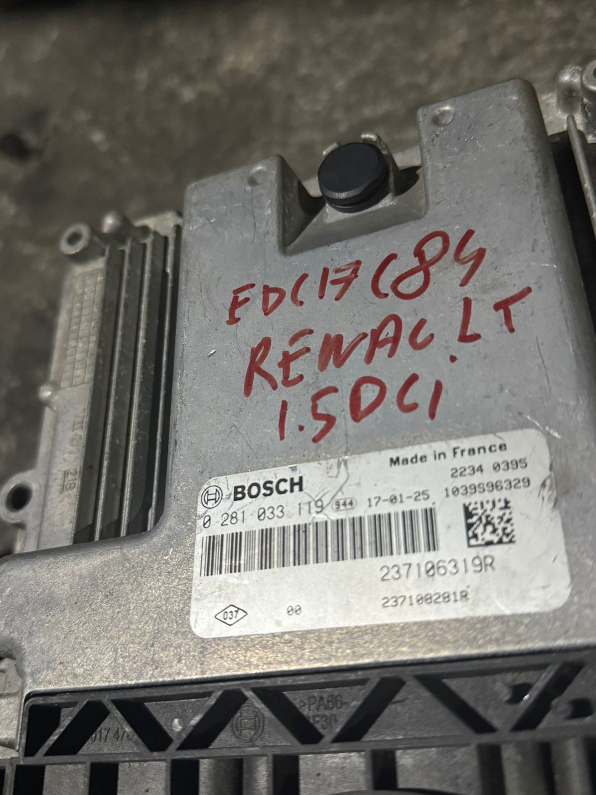 Bosch 237106319R EDC17C84 ECU 0281033119 Diesel Engine Control Unit