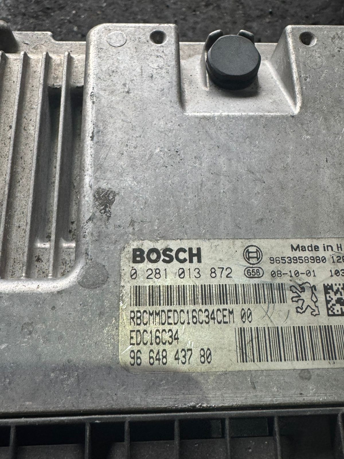 Bosch 9664843780 EDC16C34 ECU 0281013872 Diesel Engine Control Unit