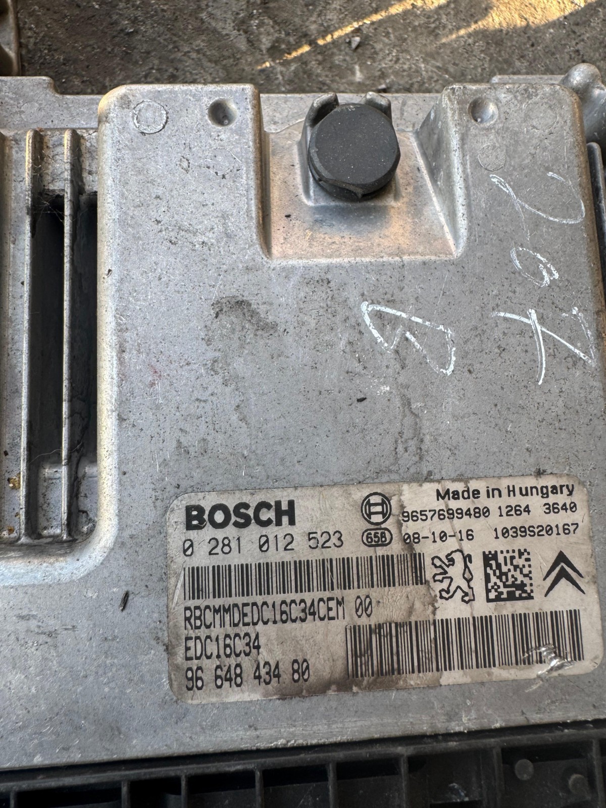 Bosch 9664843480 EDC16C34 ECU 0281012523 Peugeot Citroen Engine Unit