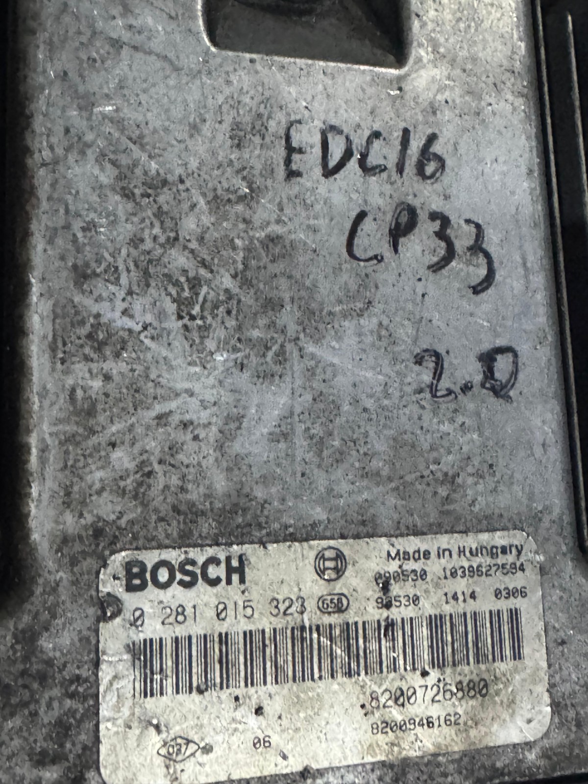 Bosch 8200726880 EDC16CP33 ECU 0281015323 Diesel Engine Control Unit
