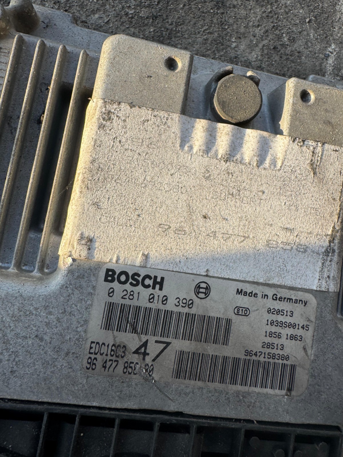 Bosch 9647785880 EDC16C3 ECU 0281010390 Peugeot Citroen Engine Unit