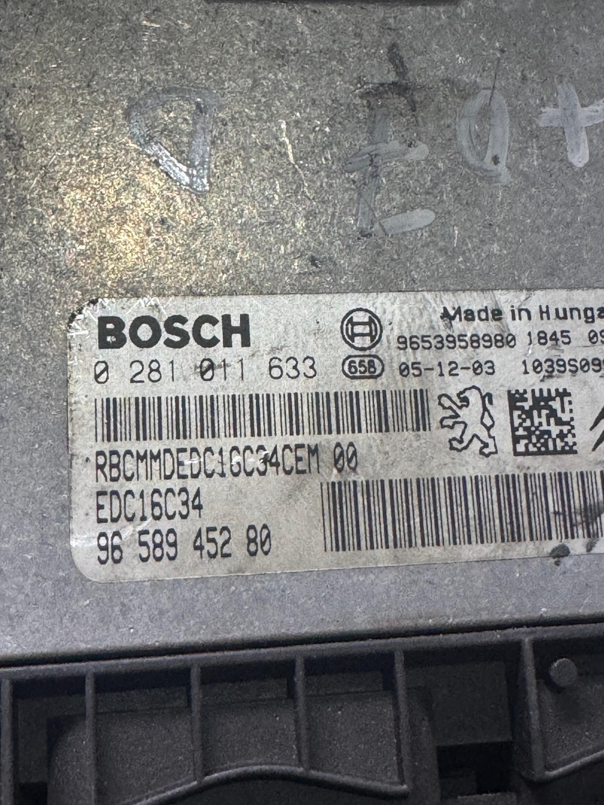 Bosch 9658945280 EDC16C34 ECU 0281011633 Diesel Engine Control Unit