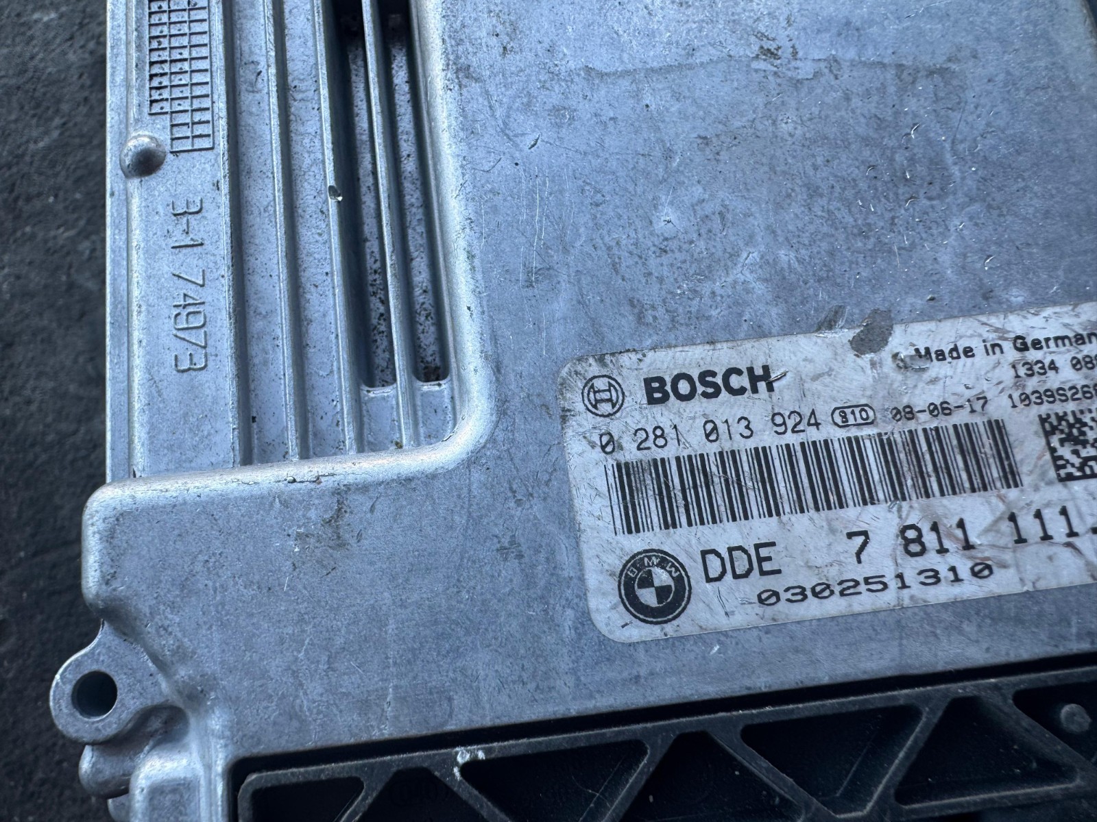 DDE7811111 01 Bosch EDC17CP02 0281013924 Diesel Engine Control Unit ECU