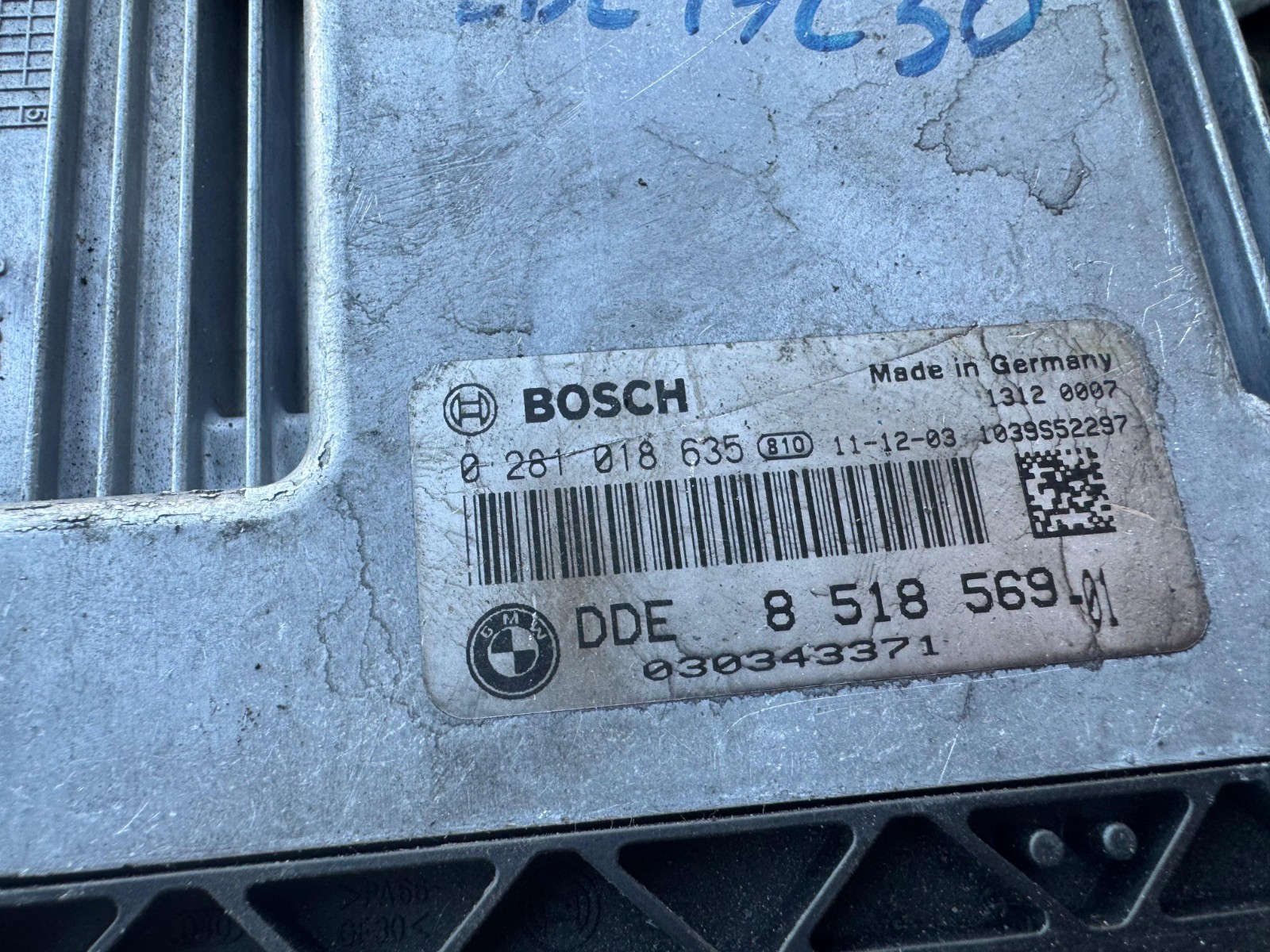 DDE8518569 01 Bosch EDC17C50 0281018635 Diesel Engine Control Unit ECU
