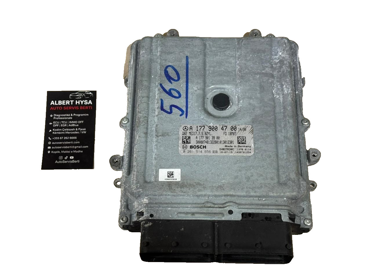 Mercedes Bosch Engine ECU A1779004700 MED17.7.2 8 ZYL 0261S14656