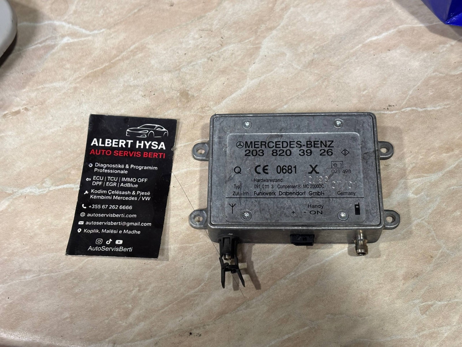 Mercedes-Benz W203 Phone Control Module A2038203926