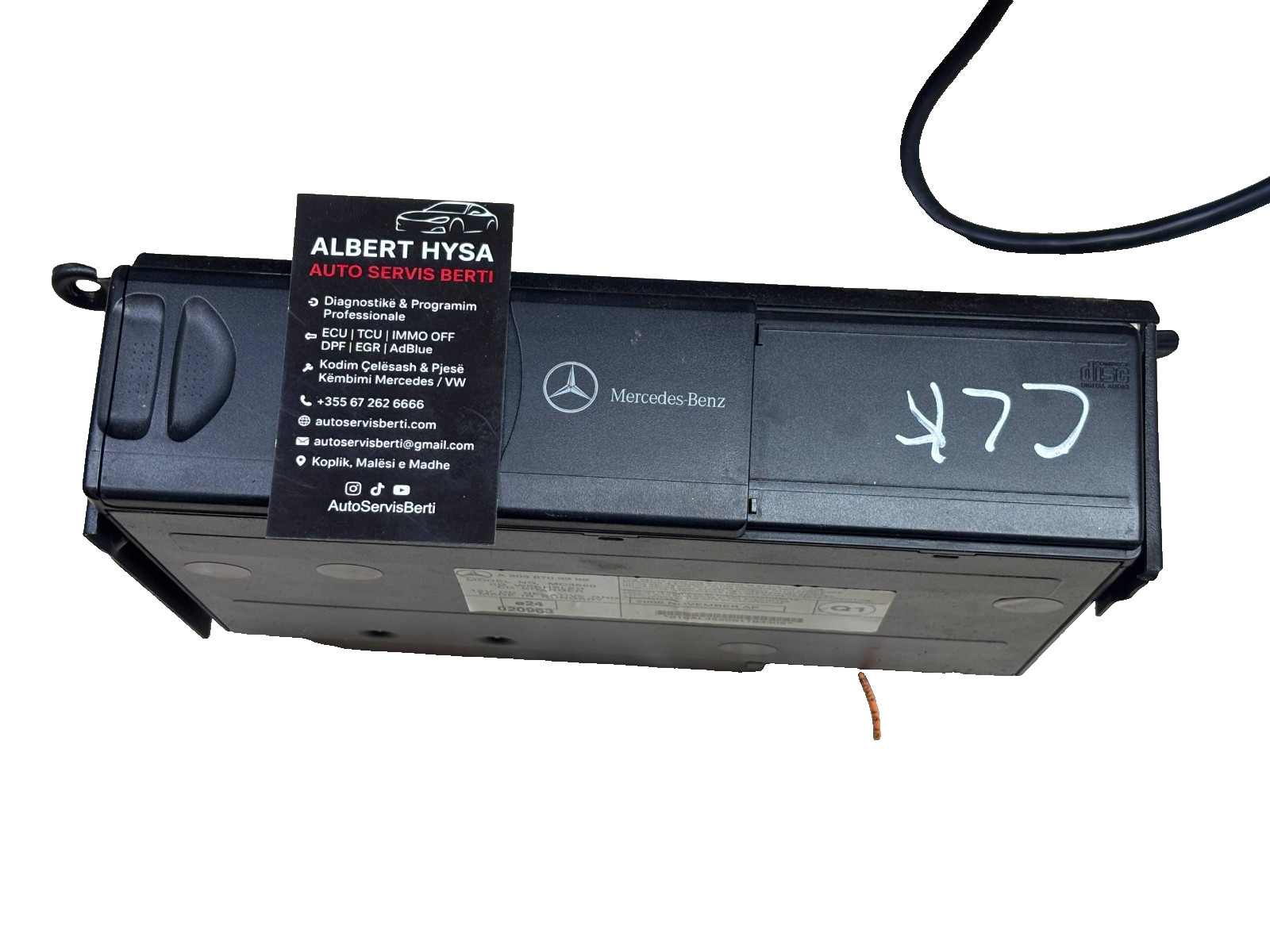Mercedes W203 CLK CD Changer A2038703389 MC3520 CD Wechsler OEM