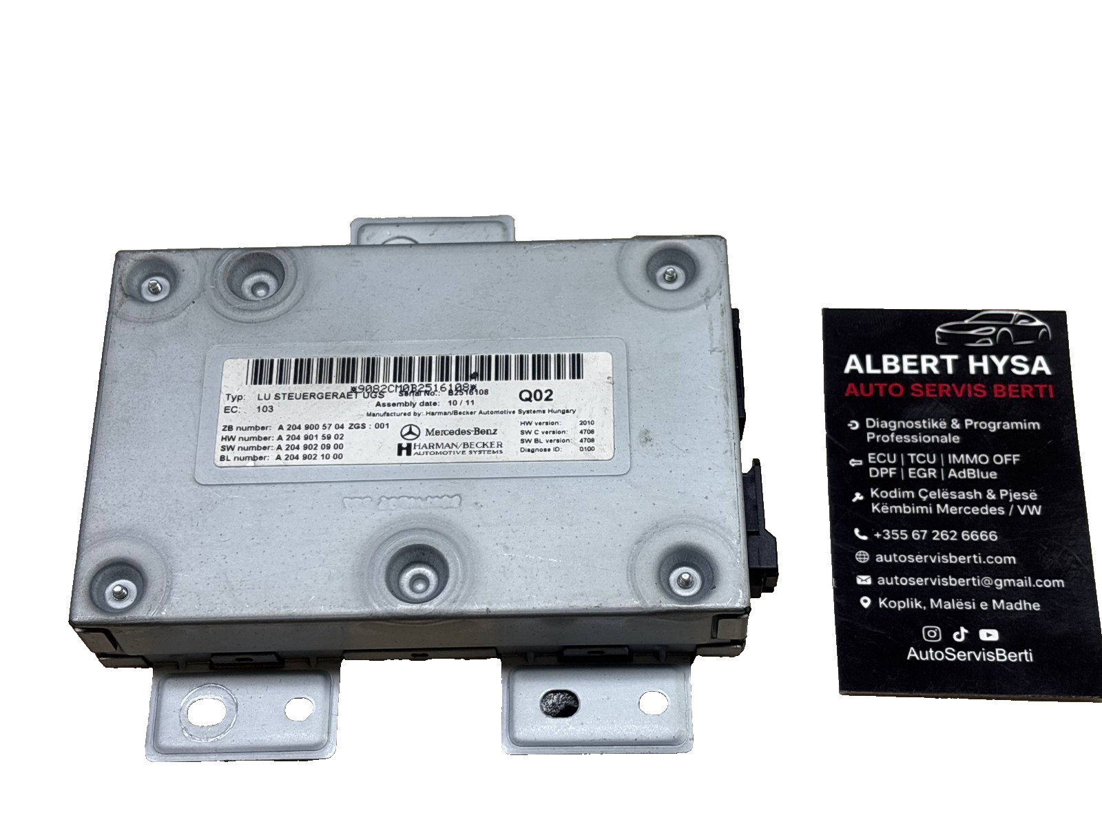 Mercedes W204 LU Control Unit A2049005704 Harman Becker Module OEM